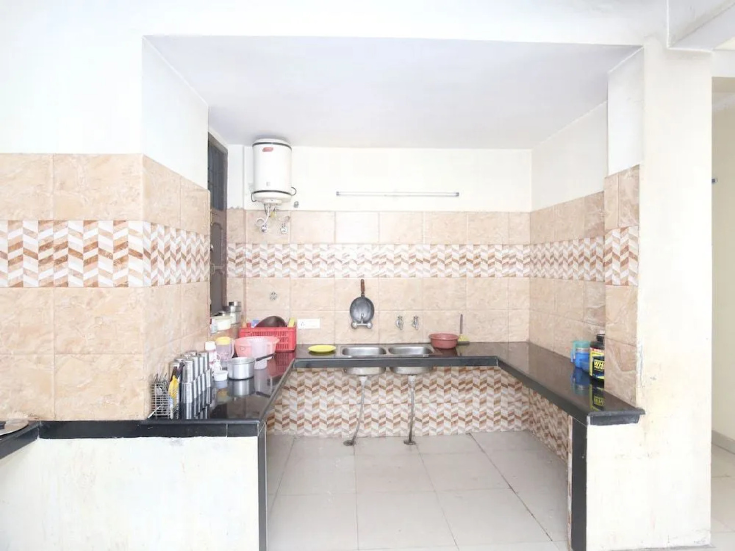 OYO 12734 Home Valley View Studio Kasauli