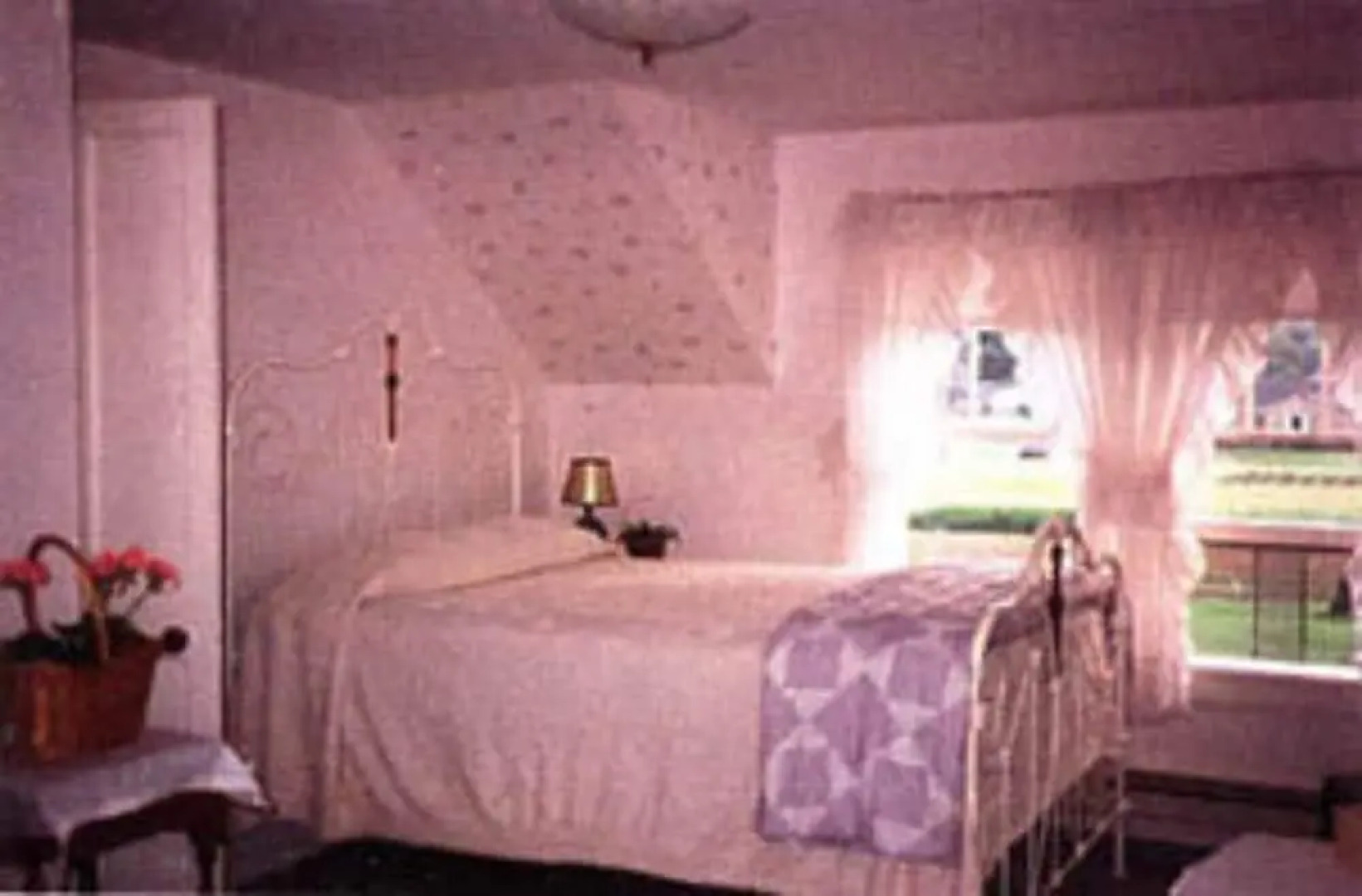 Silver Maple Lodge & Cottages - Bed And Breakfast