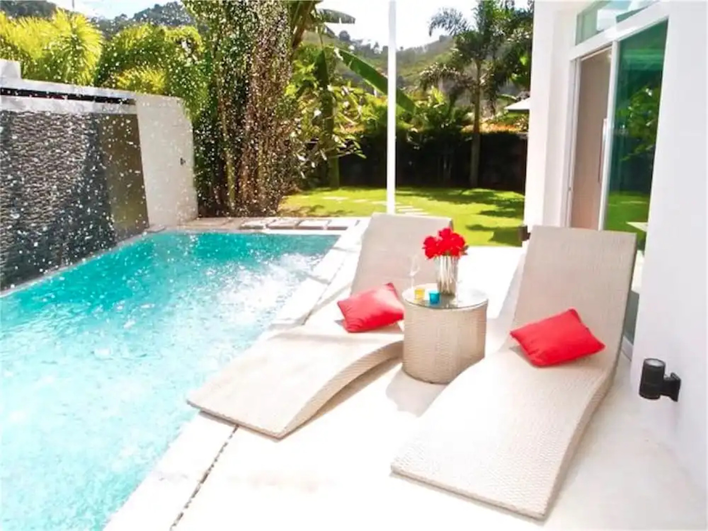 Skylight 2 bedrooms Villa in Kamala