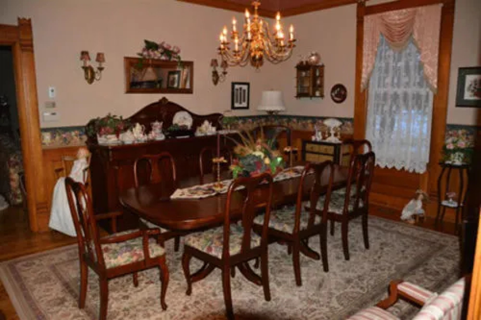 The Country Doll House B&B