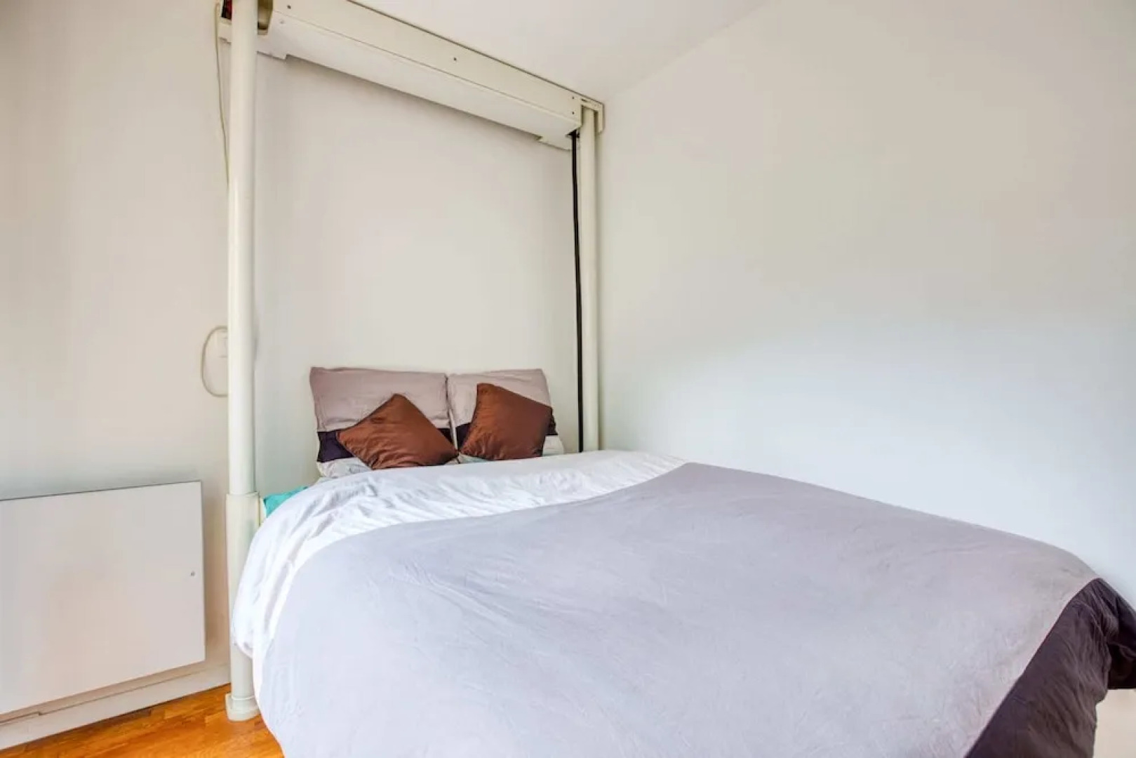 Nice Apartment With Terrace in Charenton