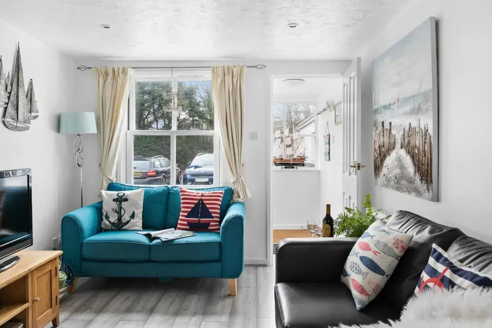 Pippin Cottage - Character Cottage With the Spirit of the sea