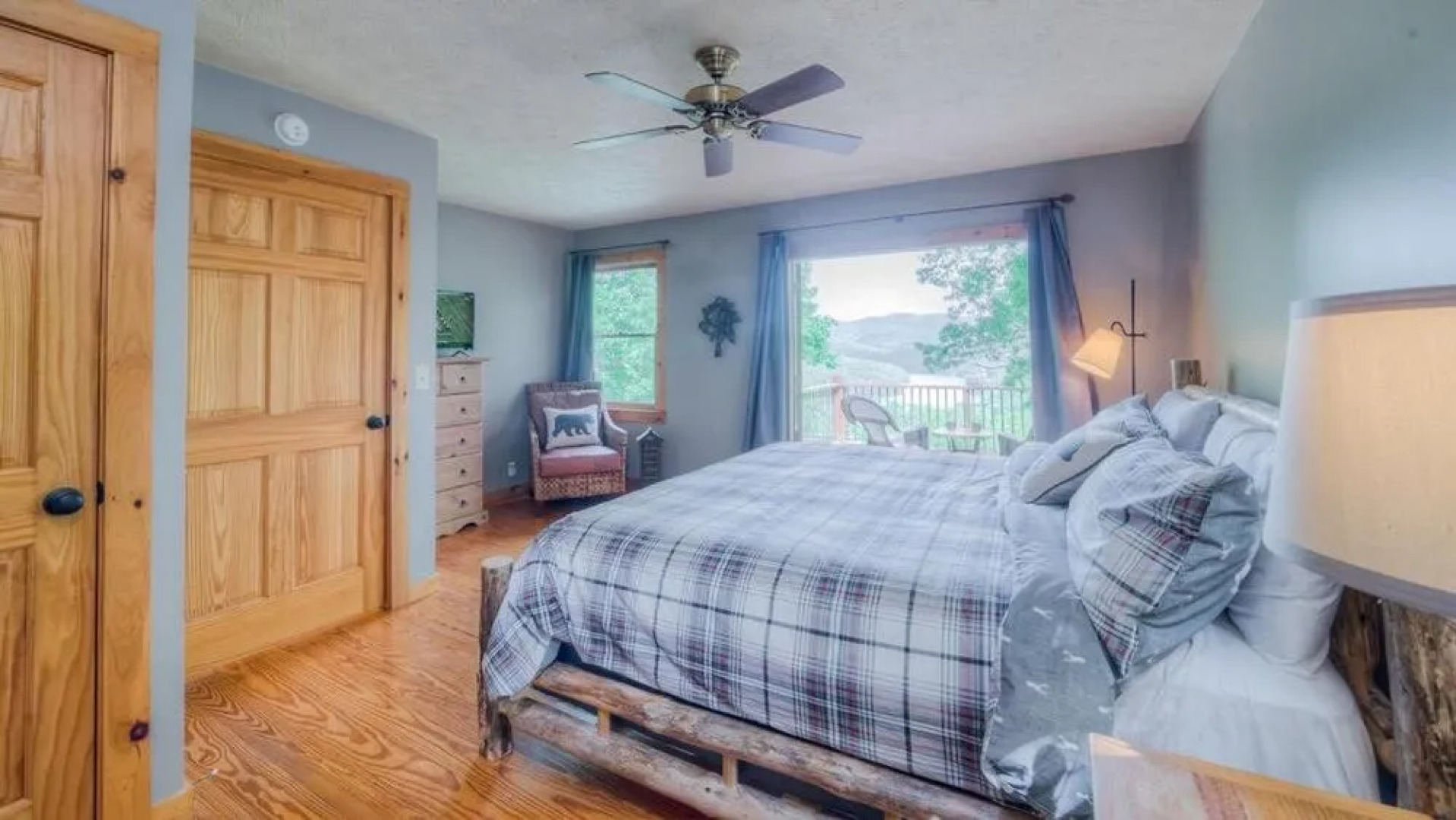 Blue Chase Lodge by Escape to Blue Ridge