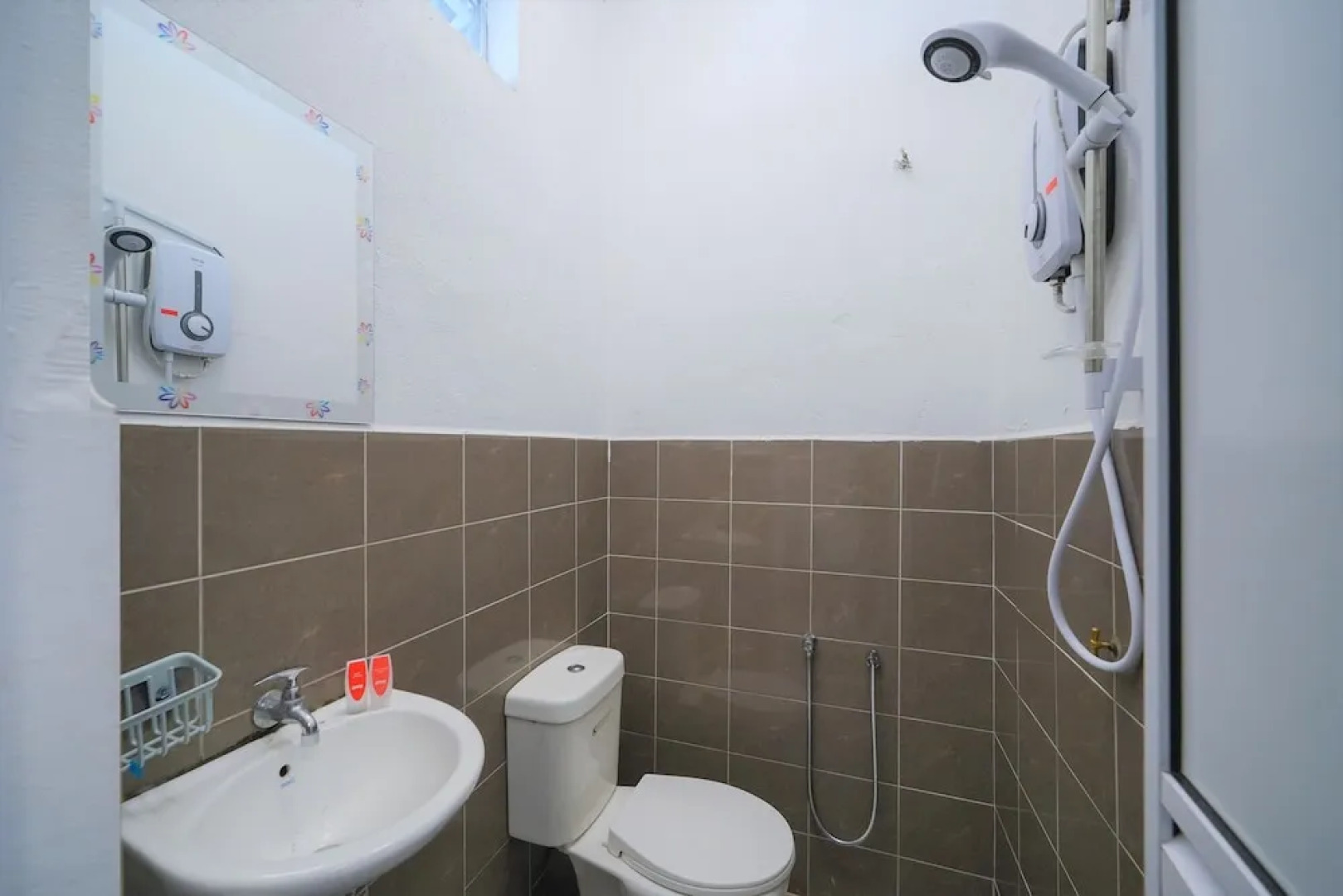 OYO 90085 Crystal Sintok Chalet