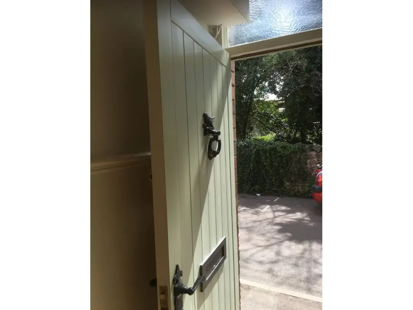 The White House Wells 2 Park View