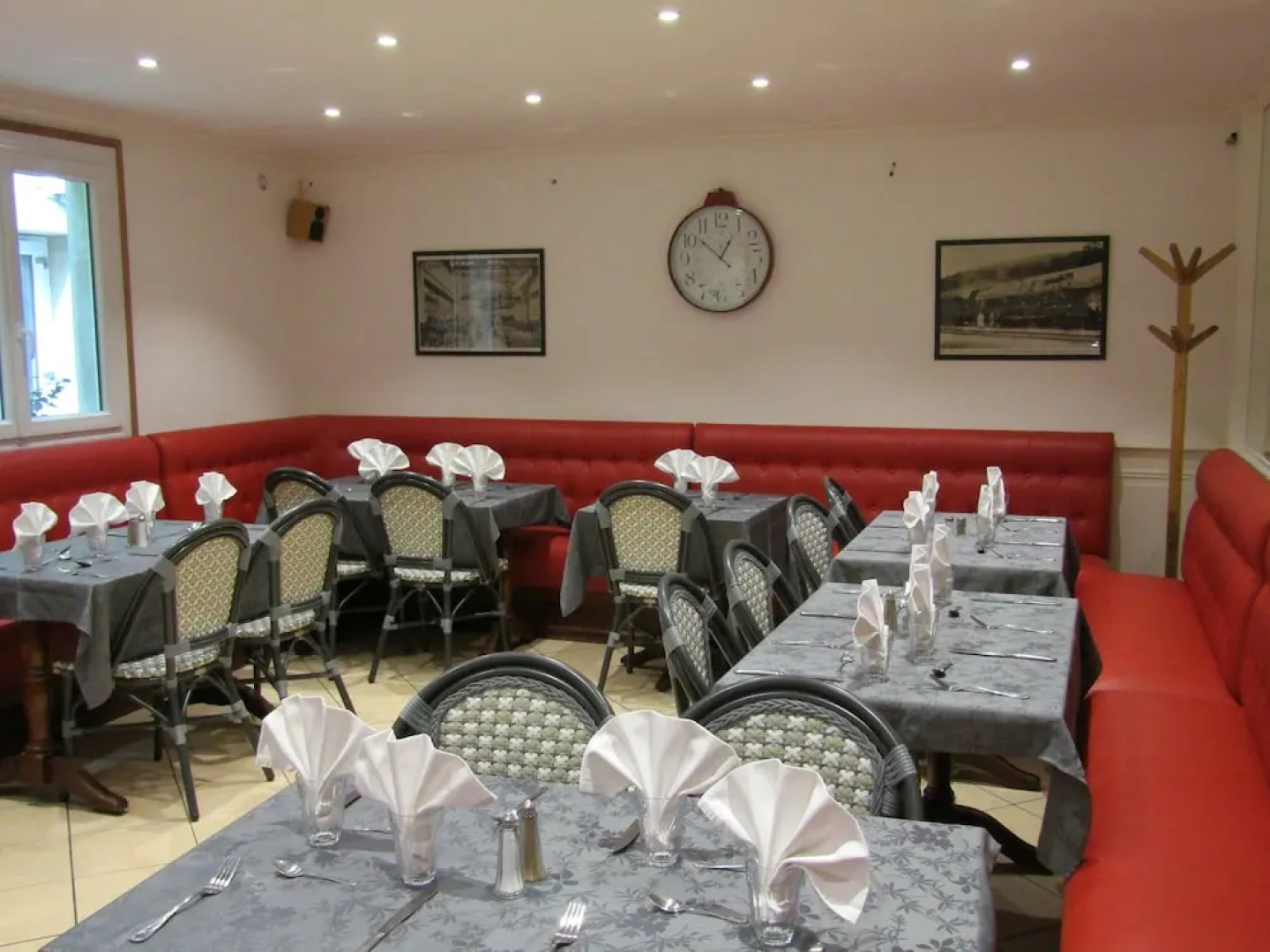 Hôtel Restaurant Le Bourgogne