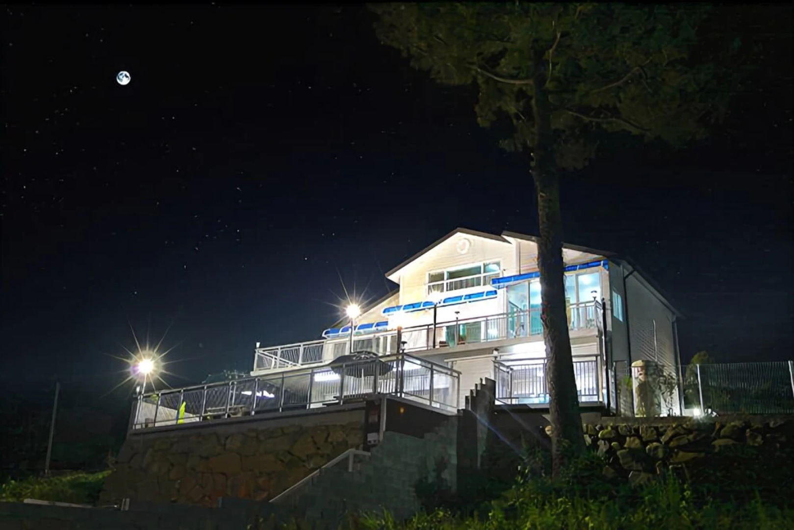 Yeosu Sea Side Pines Pension