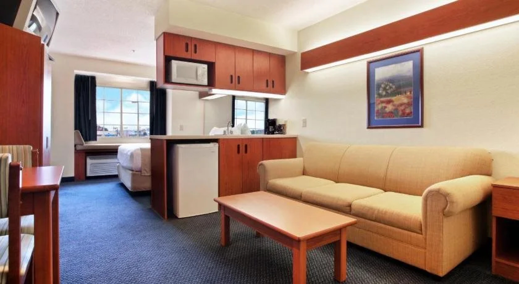 Rincon Inn and Suites