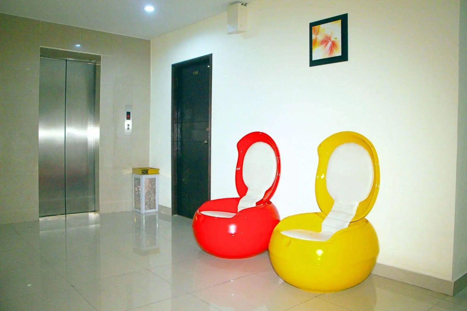 Royal Q&D Suites Hotel