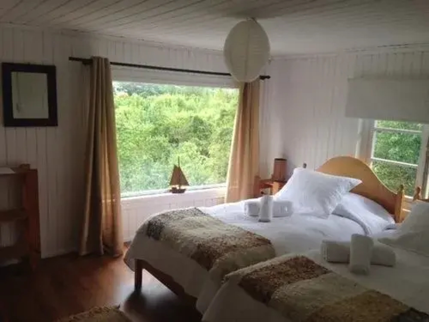 Punta Piedras Lodge & Marina