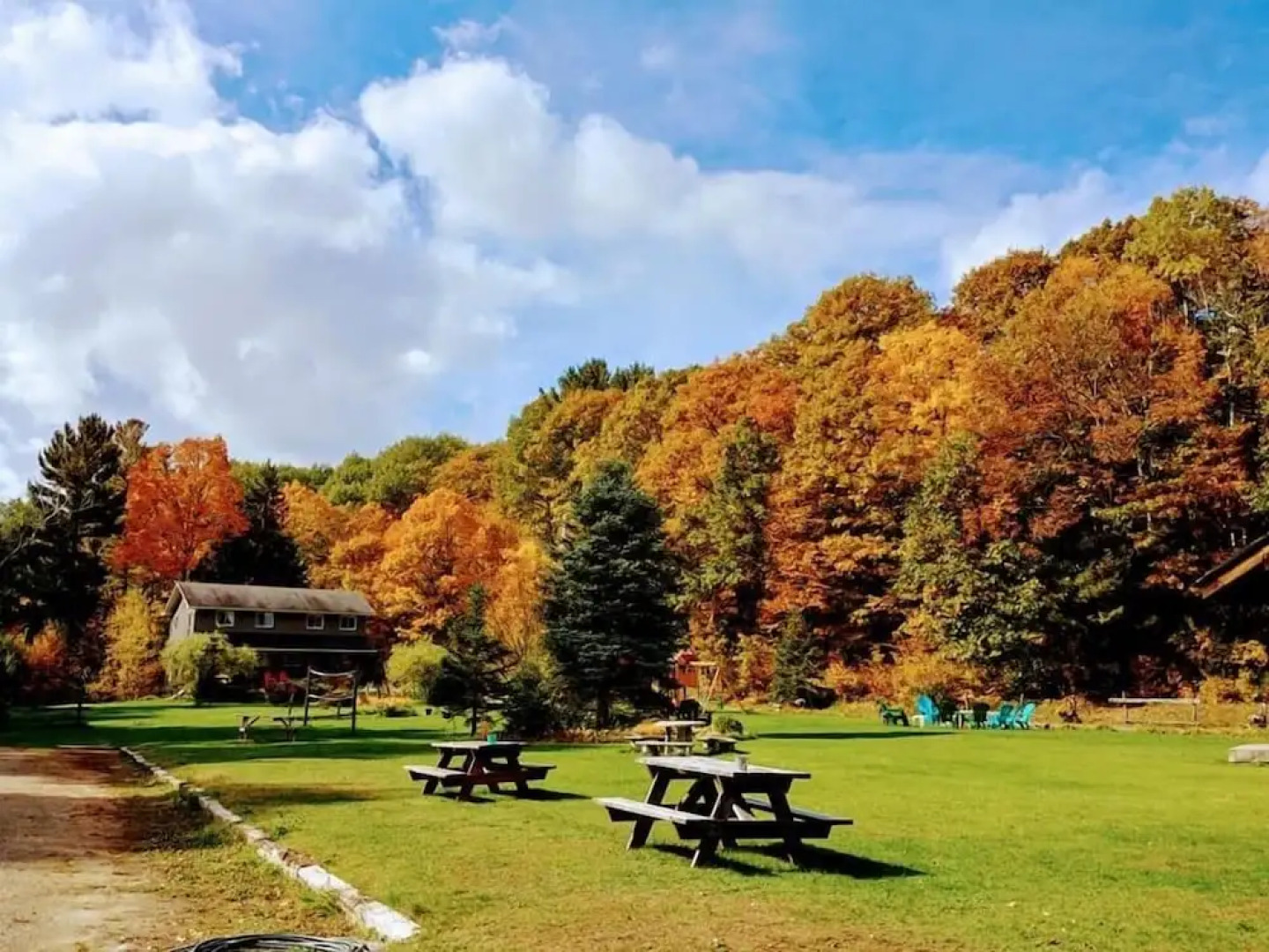 Dwight Riverside Inn