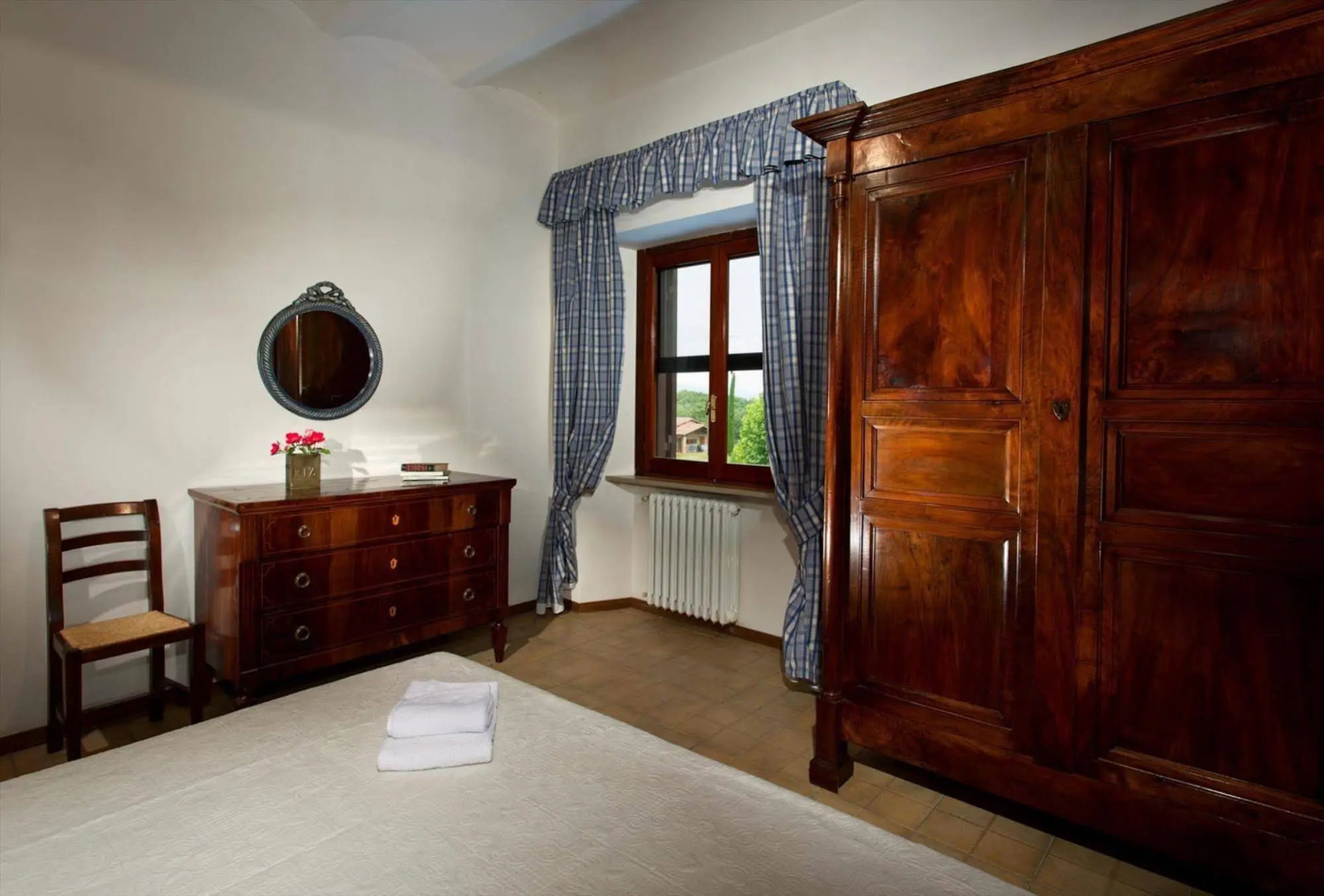 Poggiovalle Tenuta Italiana