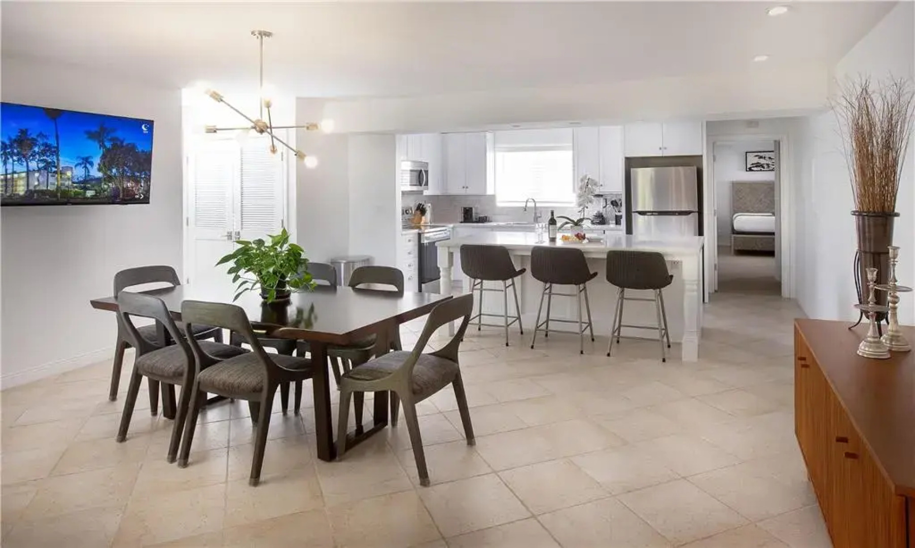 West Beach Inn, a Coast Hotel