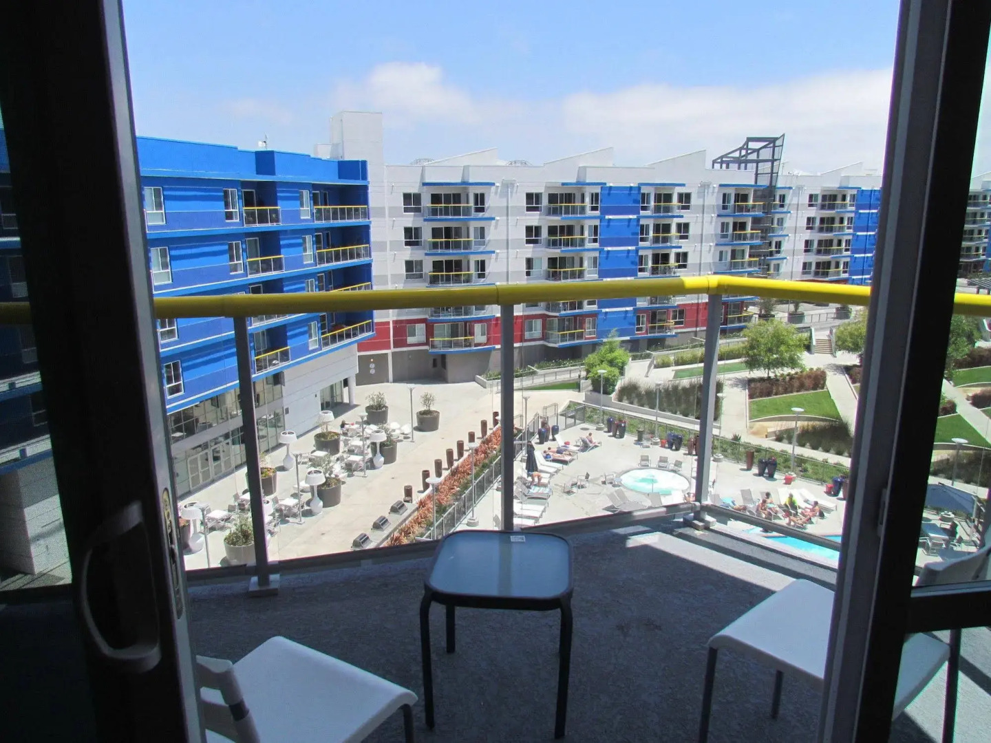 Resort Style Walk to the Beach