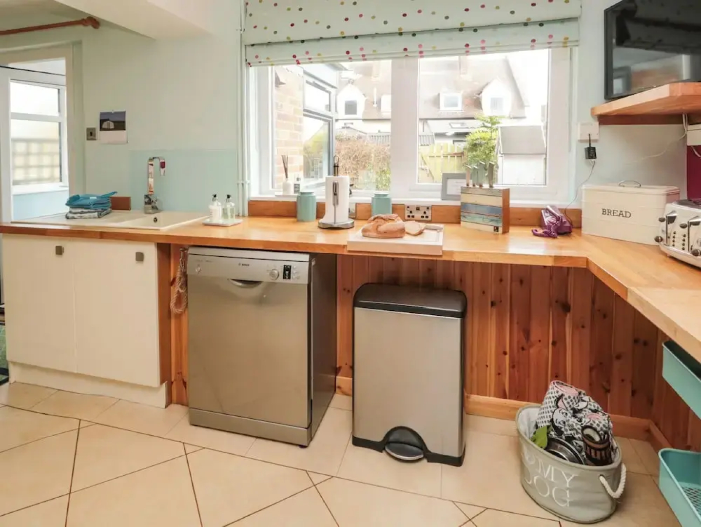 Coast Cottage