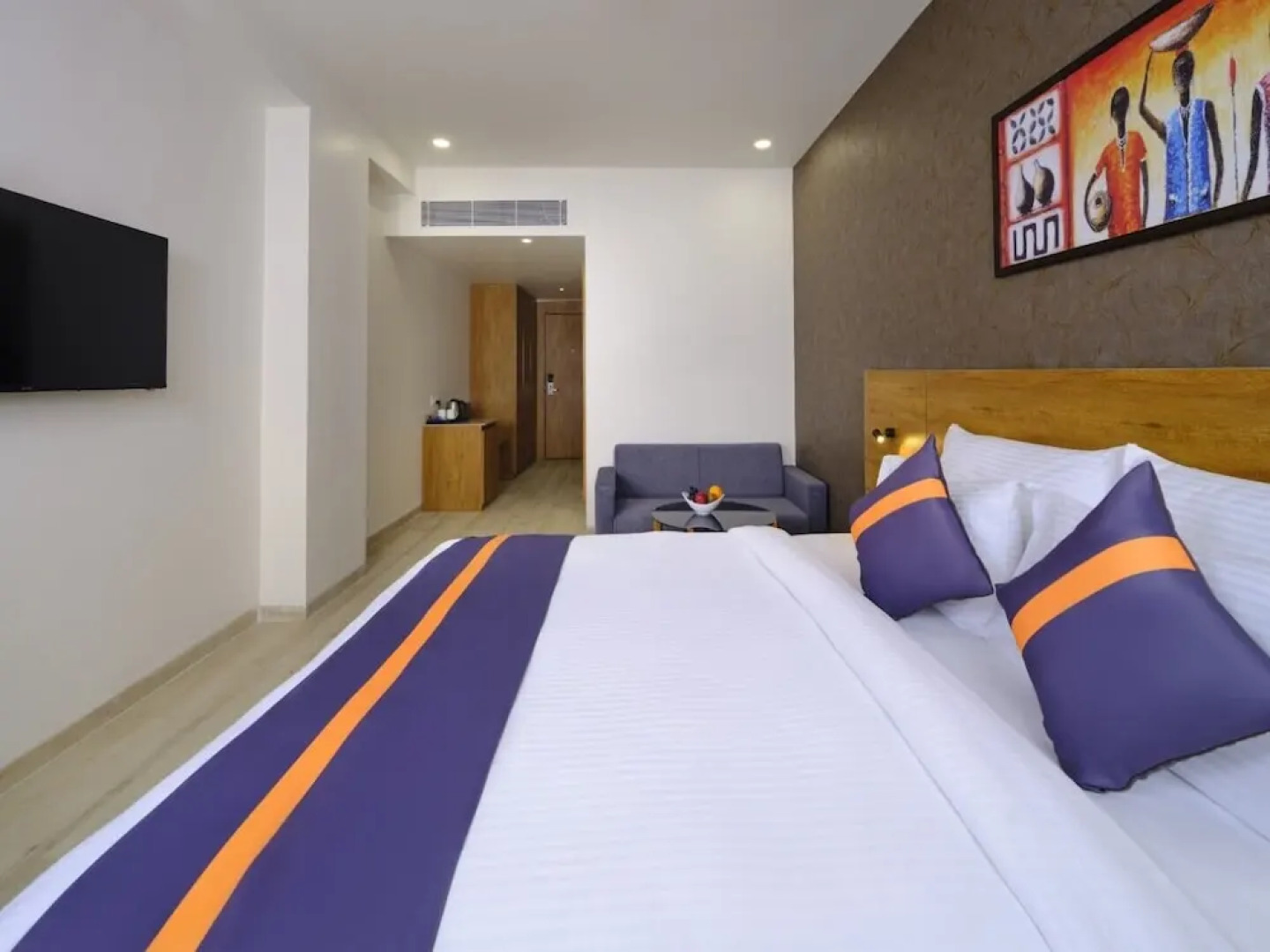 D Square Statue of Unity Kevadia, a member of Radisson Individuals