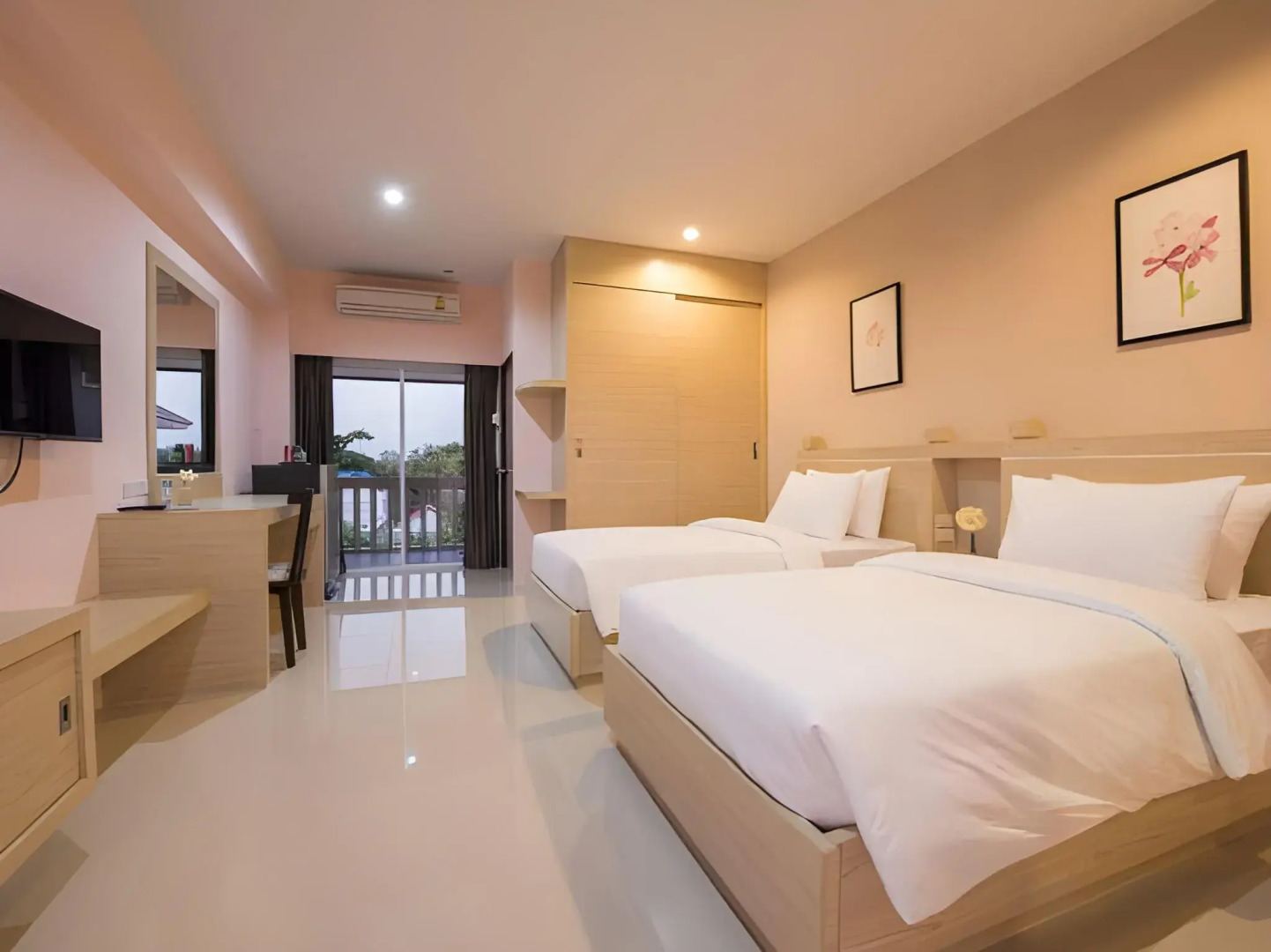 U Duay Gan Garden Home