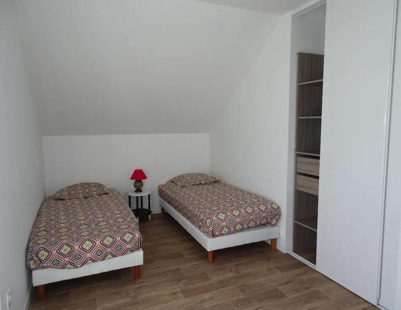 Comfortable Holiday Home With Garden, Near Beach