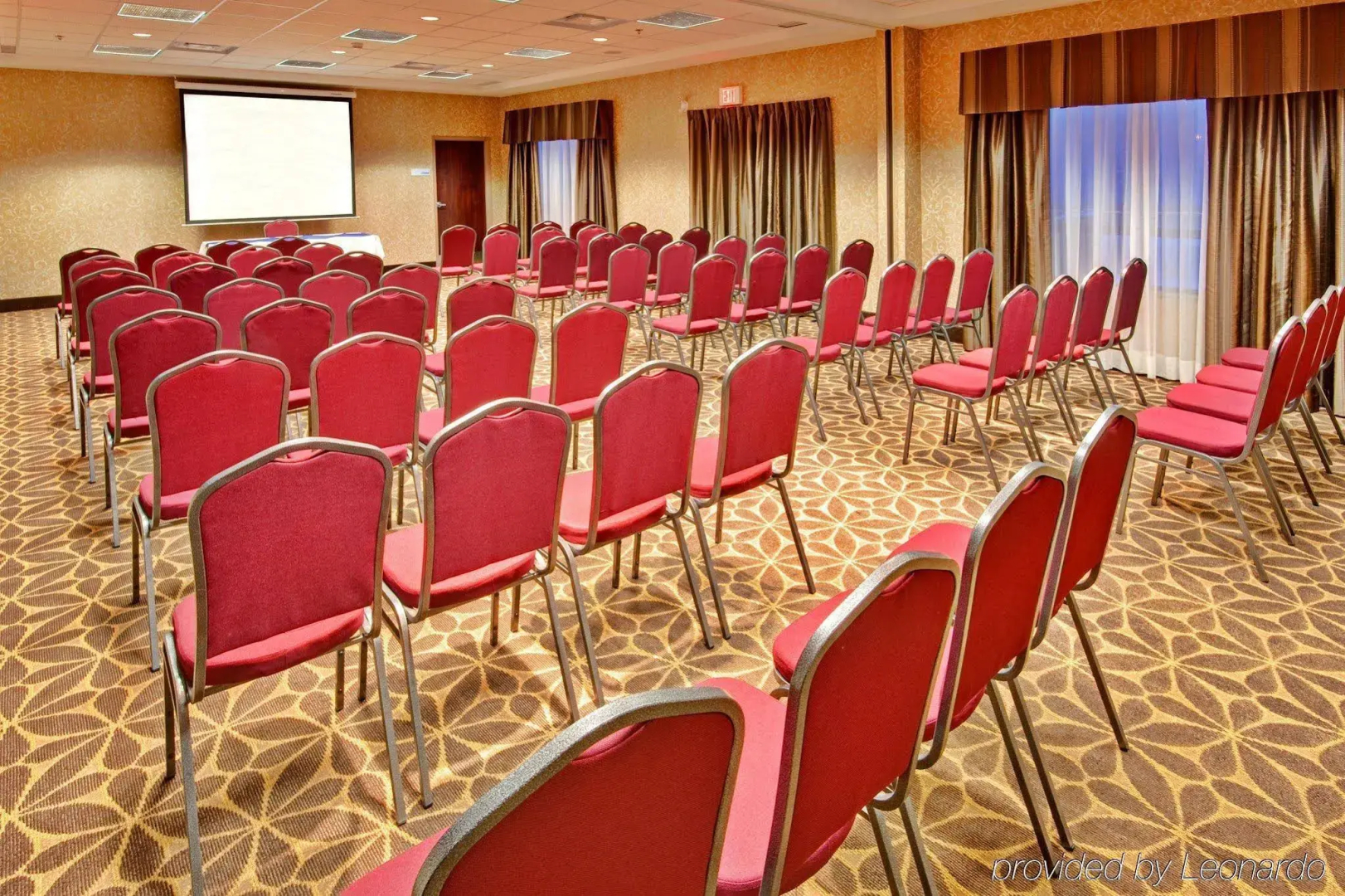 Holiday Inn Express Hotel & Suites Brockville by IHG
