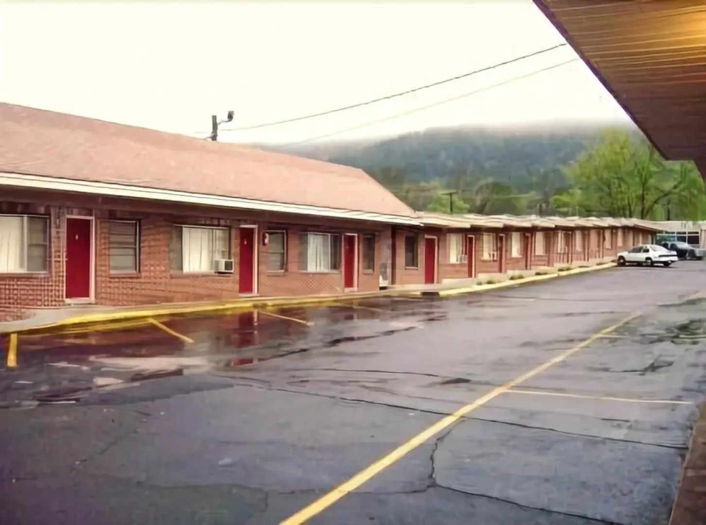 Shamrock Motel