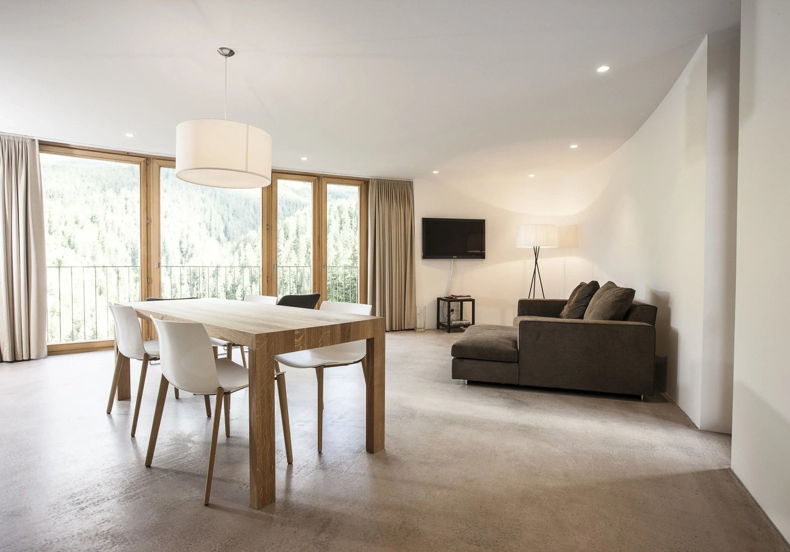 Hotel Arnica Scuol - Adults only