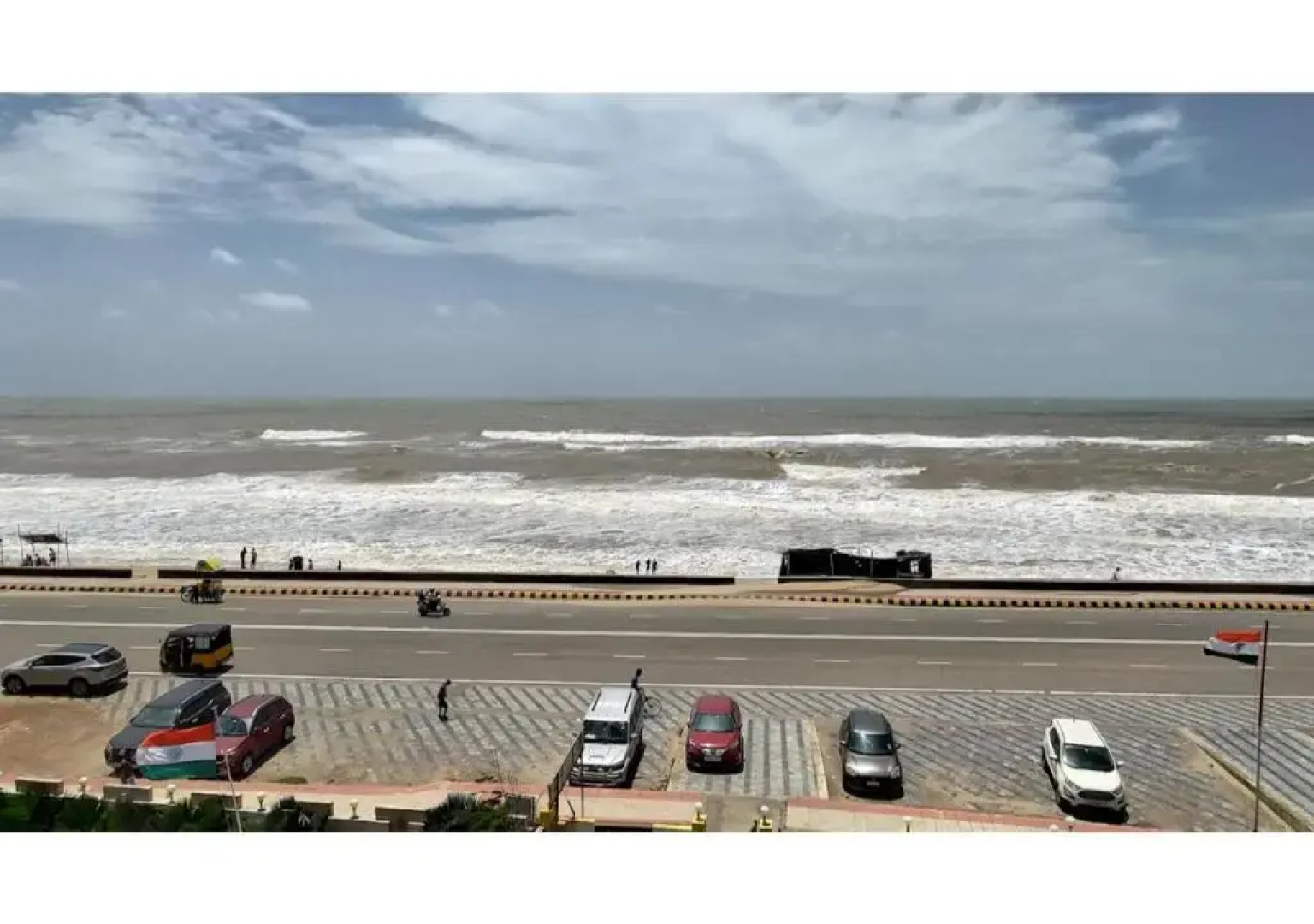 Hotel Golden Dust Puri