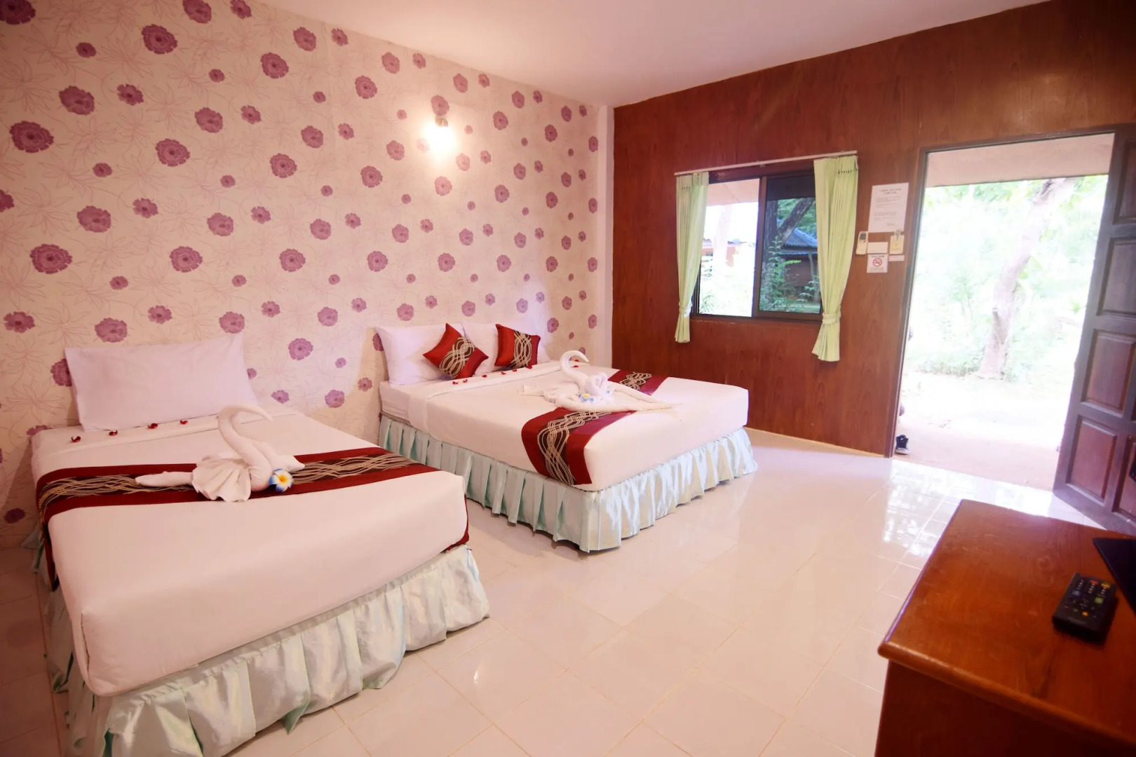 Mild Garden View Resort