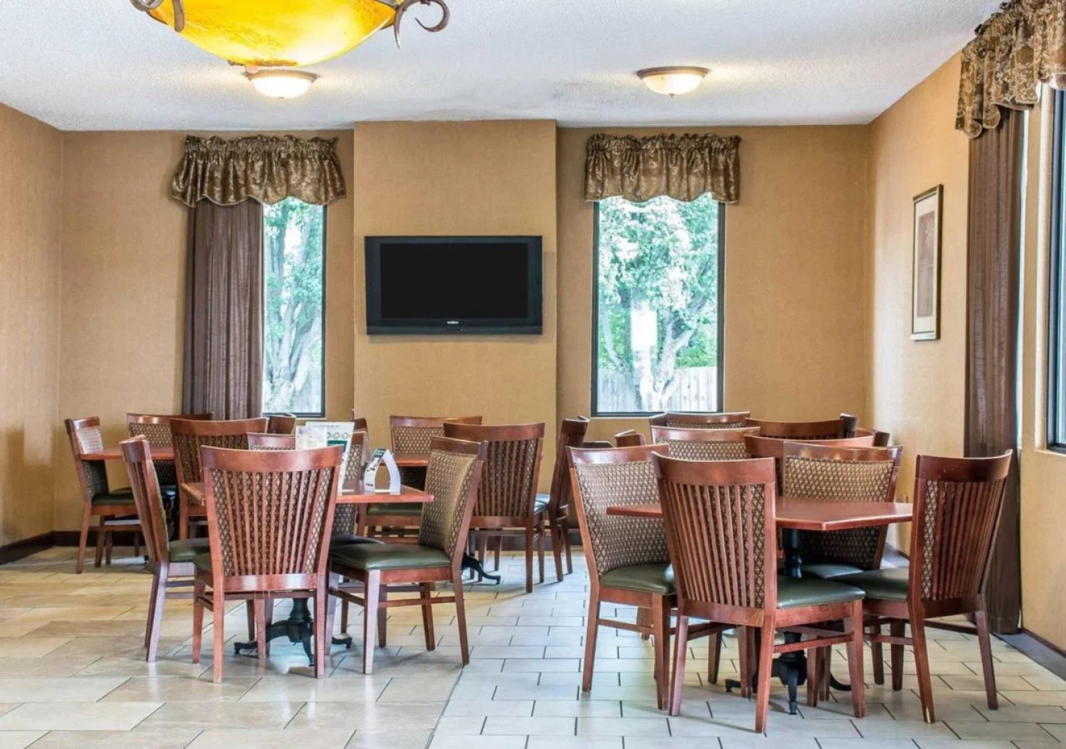Americas Best Value Inn Opelika