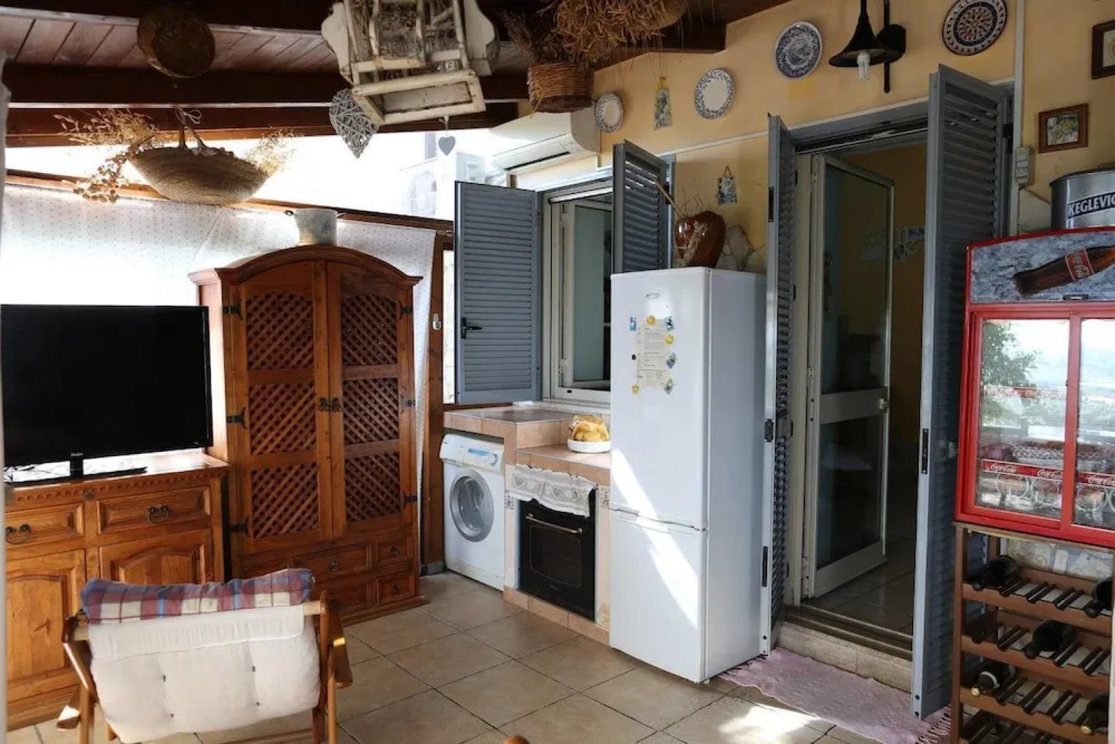 Panoramic Shabby Home