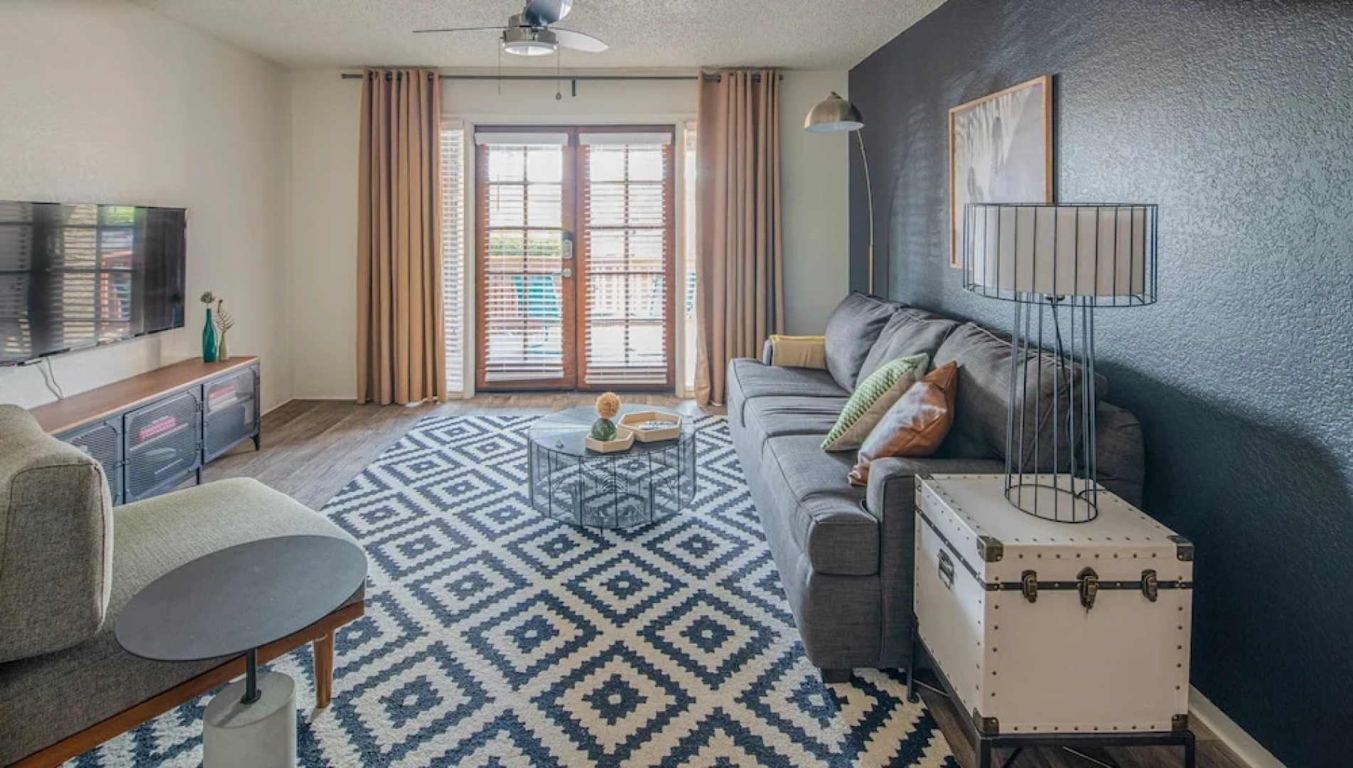 Cozy 2BR Heated Pool 219 by Wanderjaunt