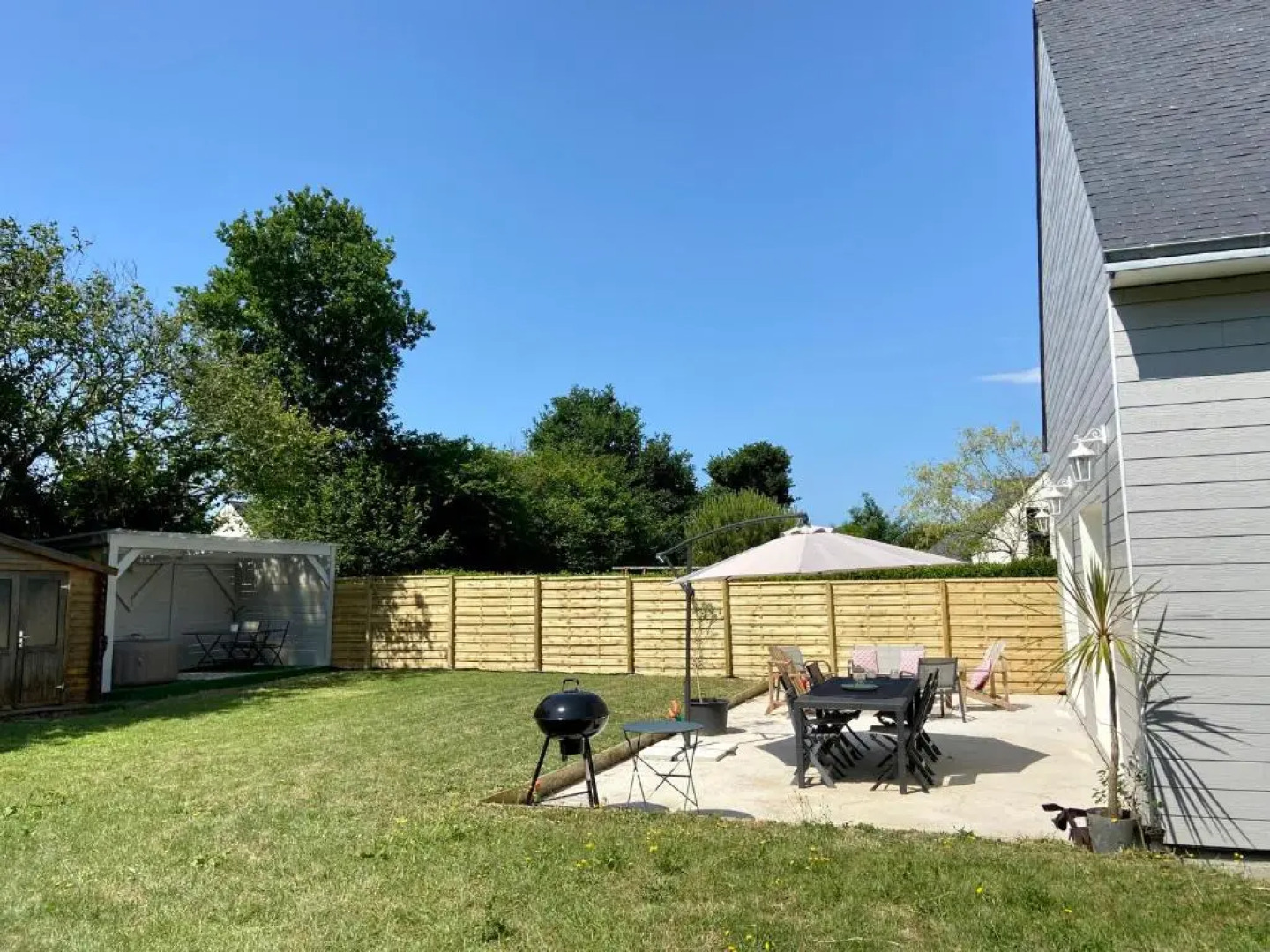 Maison chaleureuse, décoration raffinée