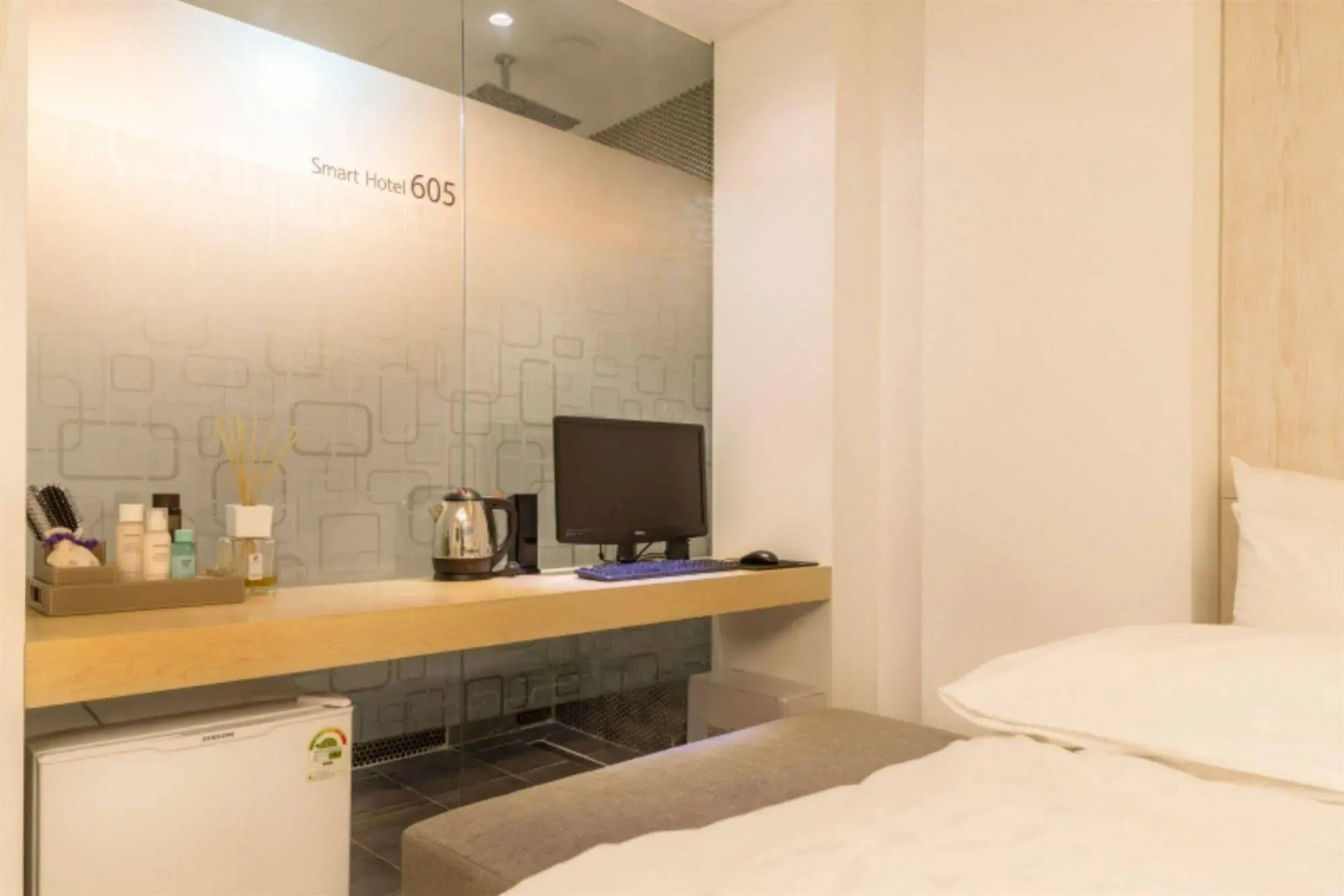 Smart Hotel Geumjeong