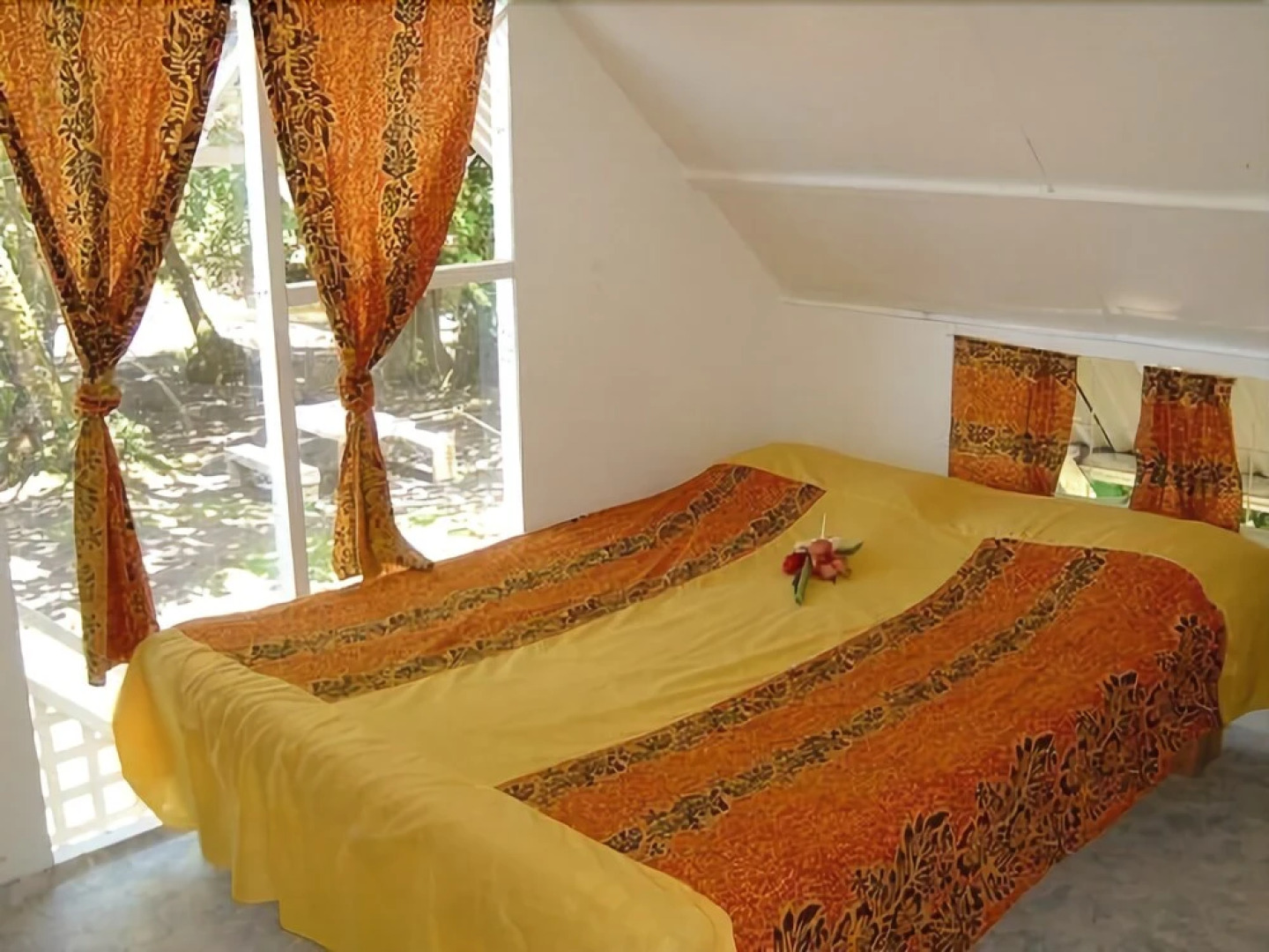 Bonjouir Lodge Paradise