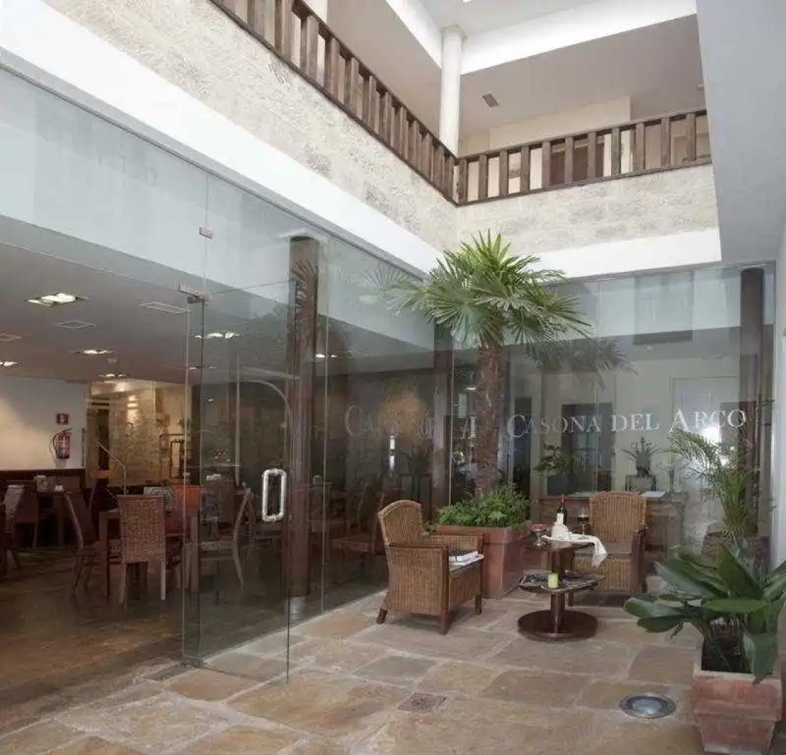 Hotel  YIT La Casona del Arco