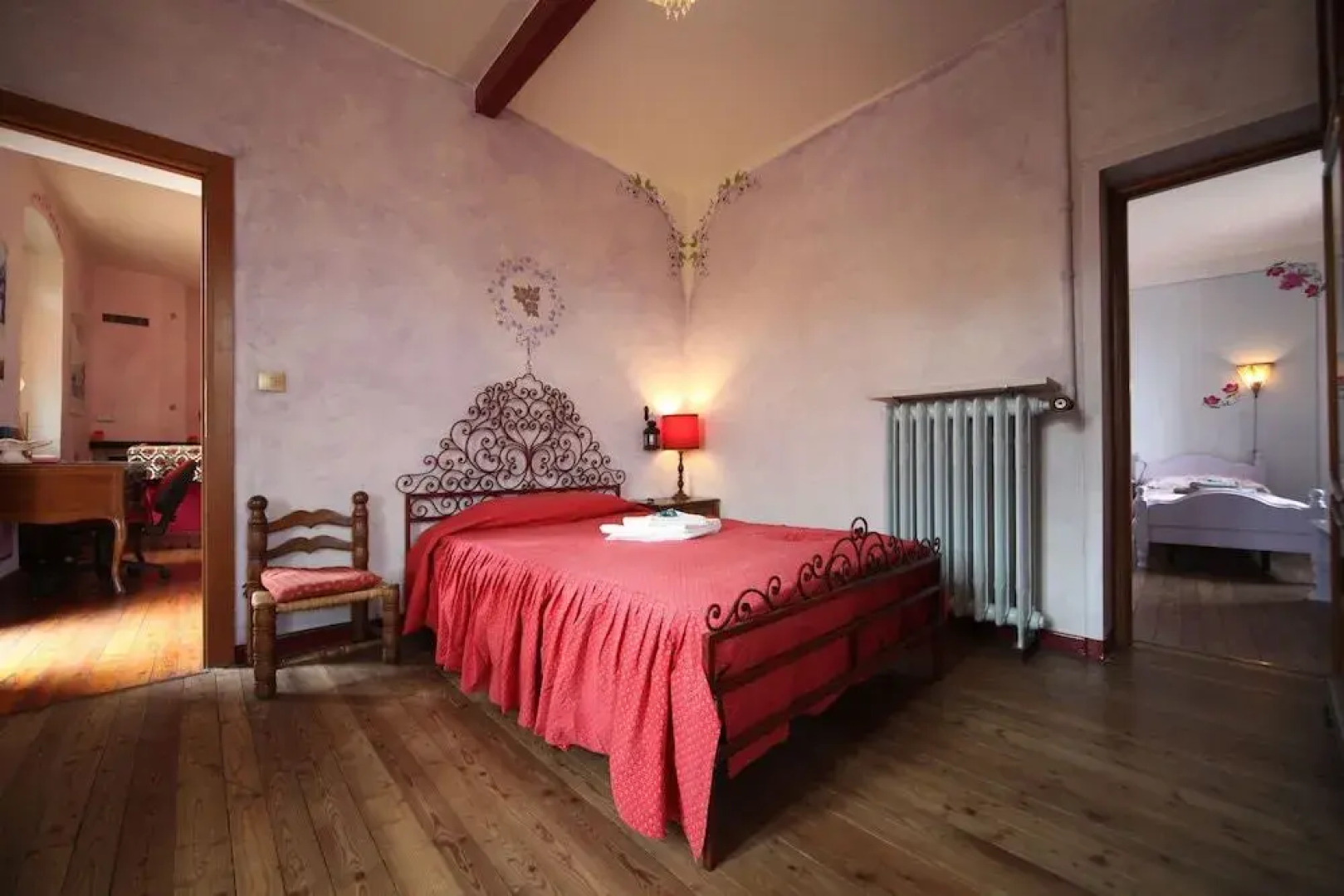 Azalea & Glicine House