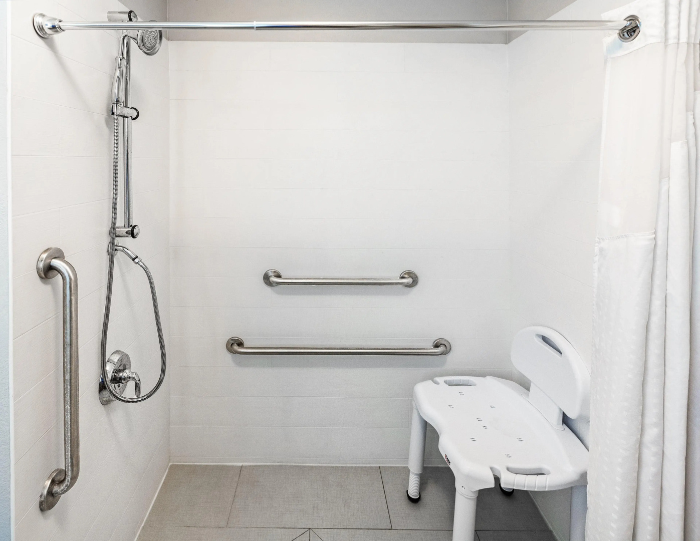 Holiday Inn Express & Suites Baton Rouge East by IHG