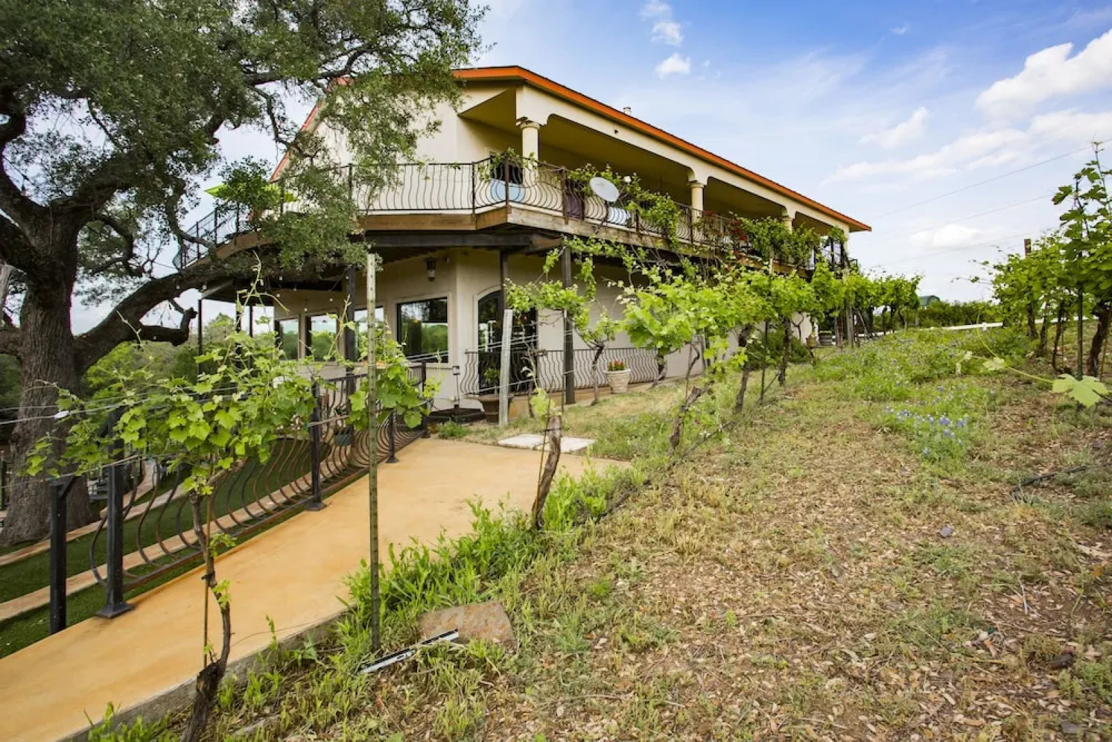 The Vineyard B&B at Lost Creek Ranch