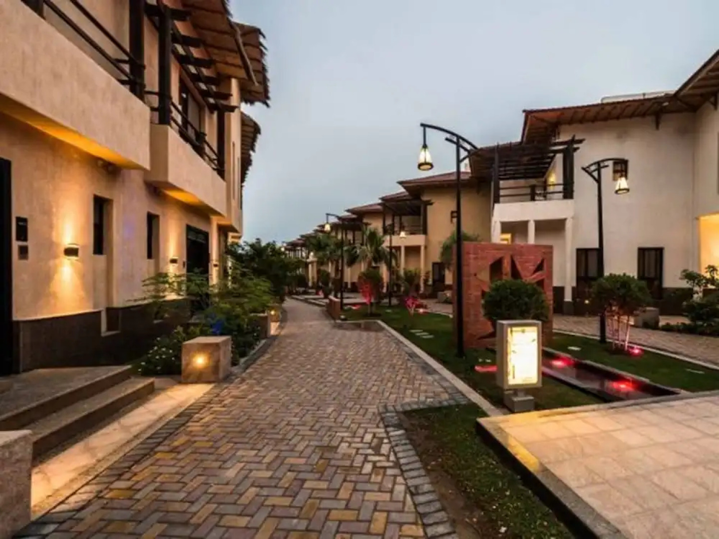 Braira AL Azizya Hotel  Resort