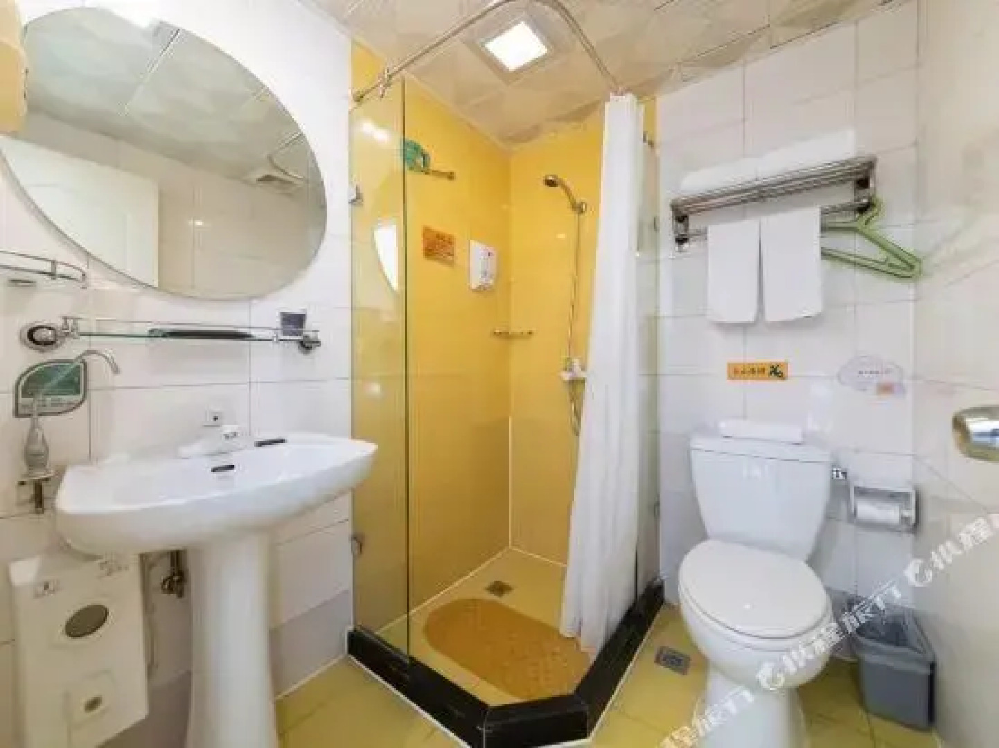 Homeinn Hotel (Baoding Railway Station East Square Jianhua Street)