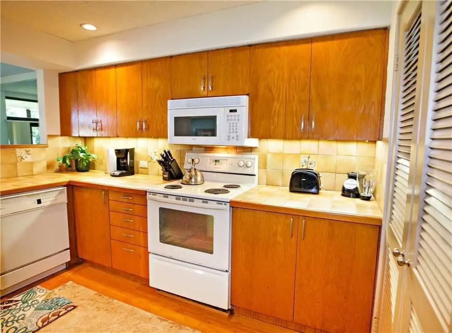 Kaanapali Royal #E302 - 2 Br Condo
