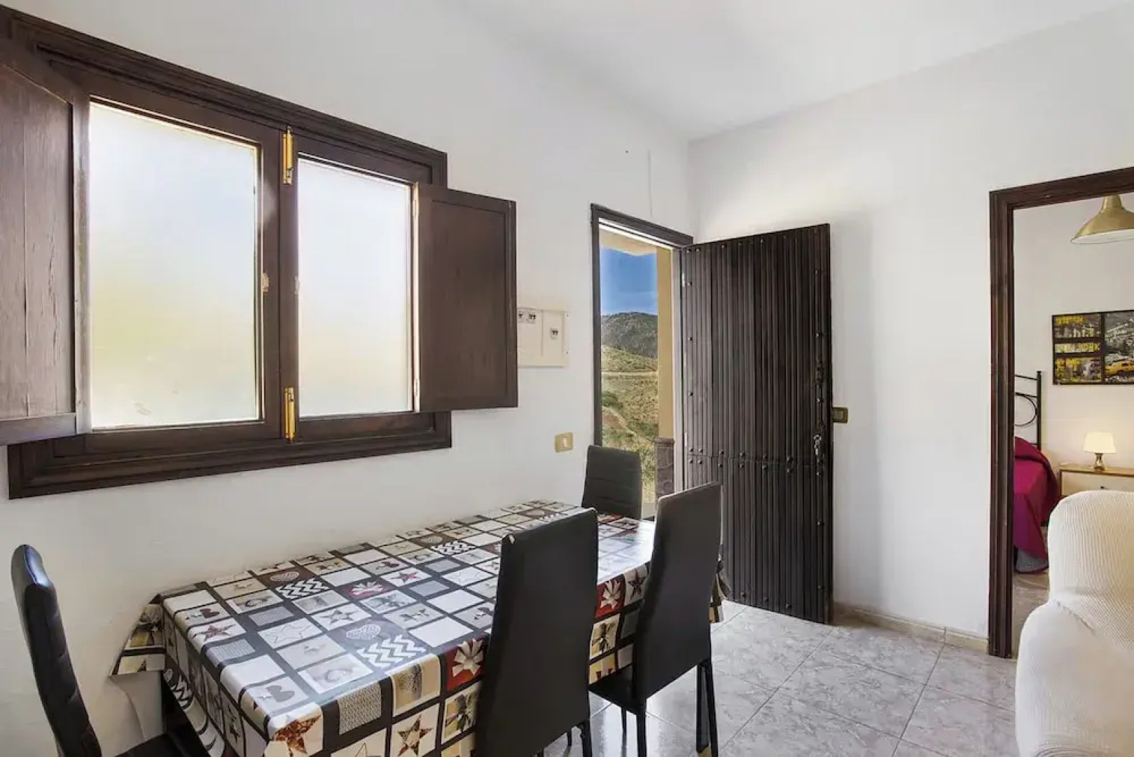 Seaside Bliss Villa in Fagajesto