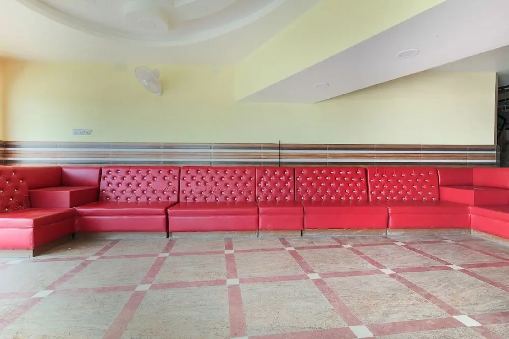 OYO 427 Annapurna Banquet