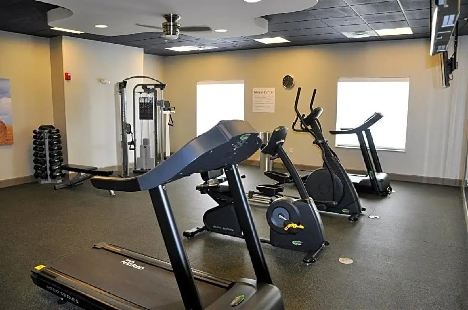 Holiday Inn Express & Suites Perry-National Fairground Area