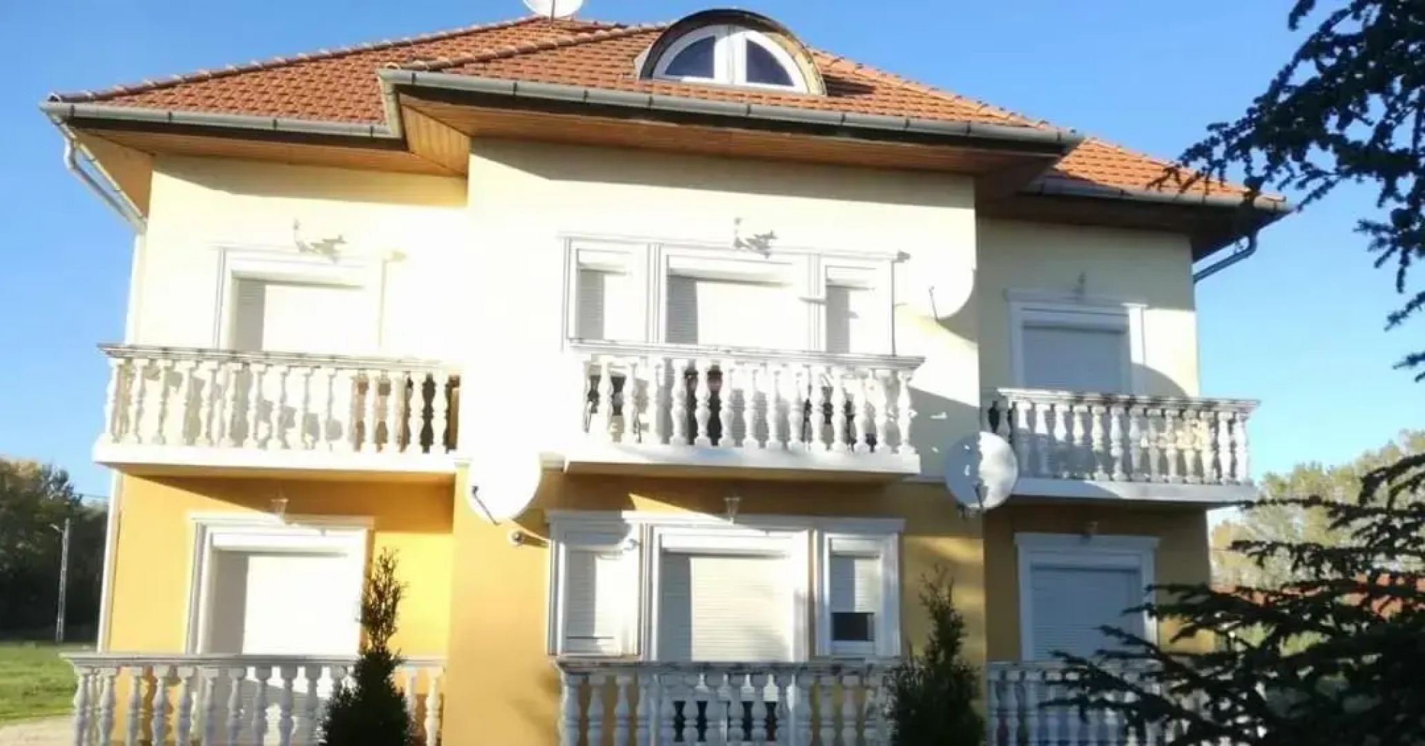 Szaffária Apartman