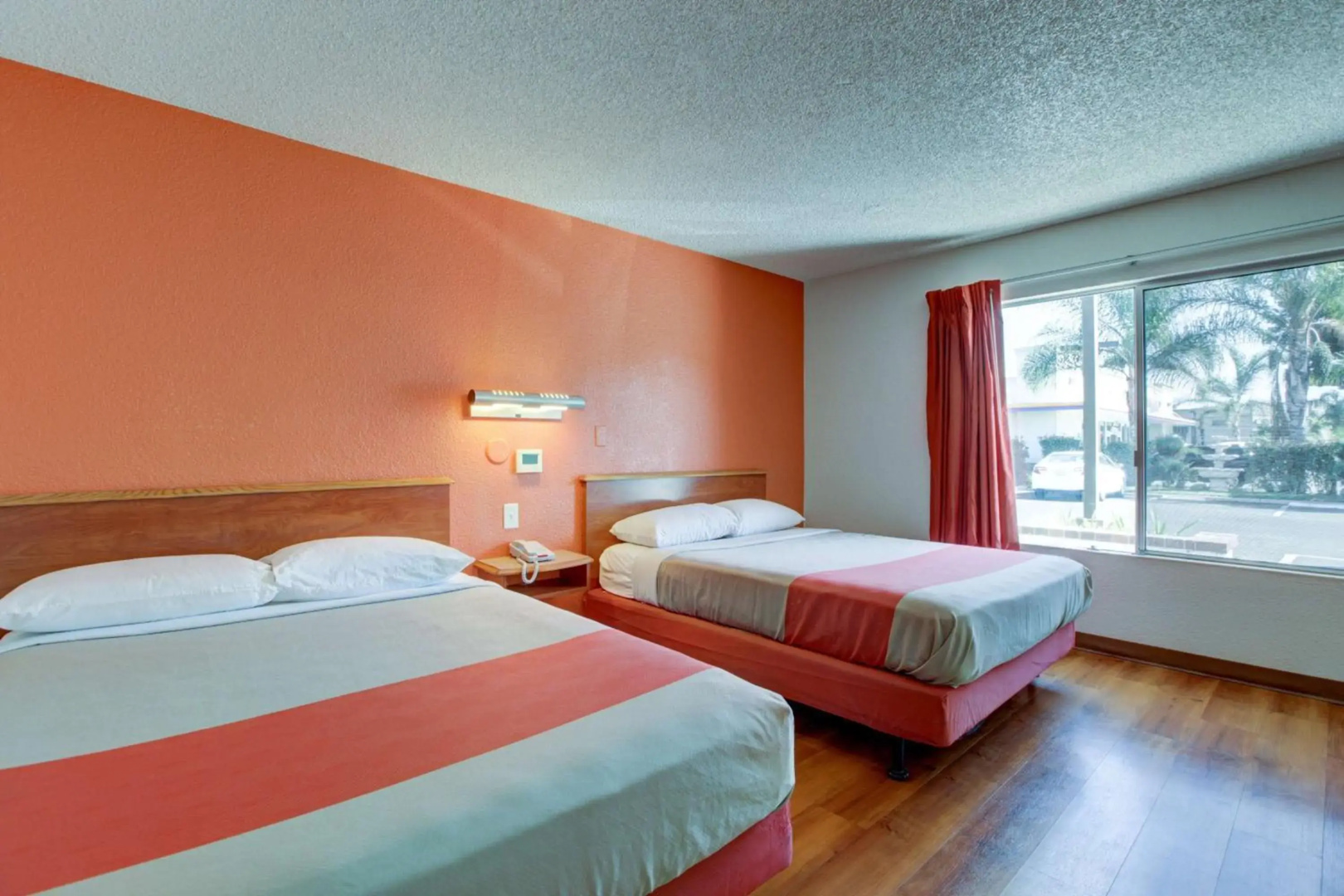 Motel 6 Irvine - Orange County Airport