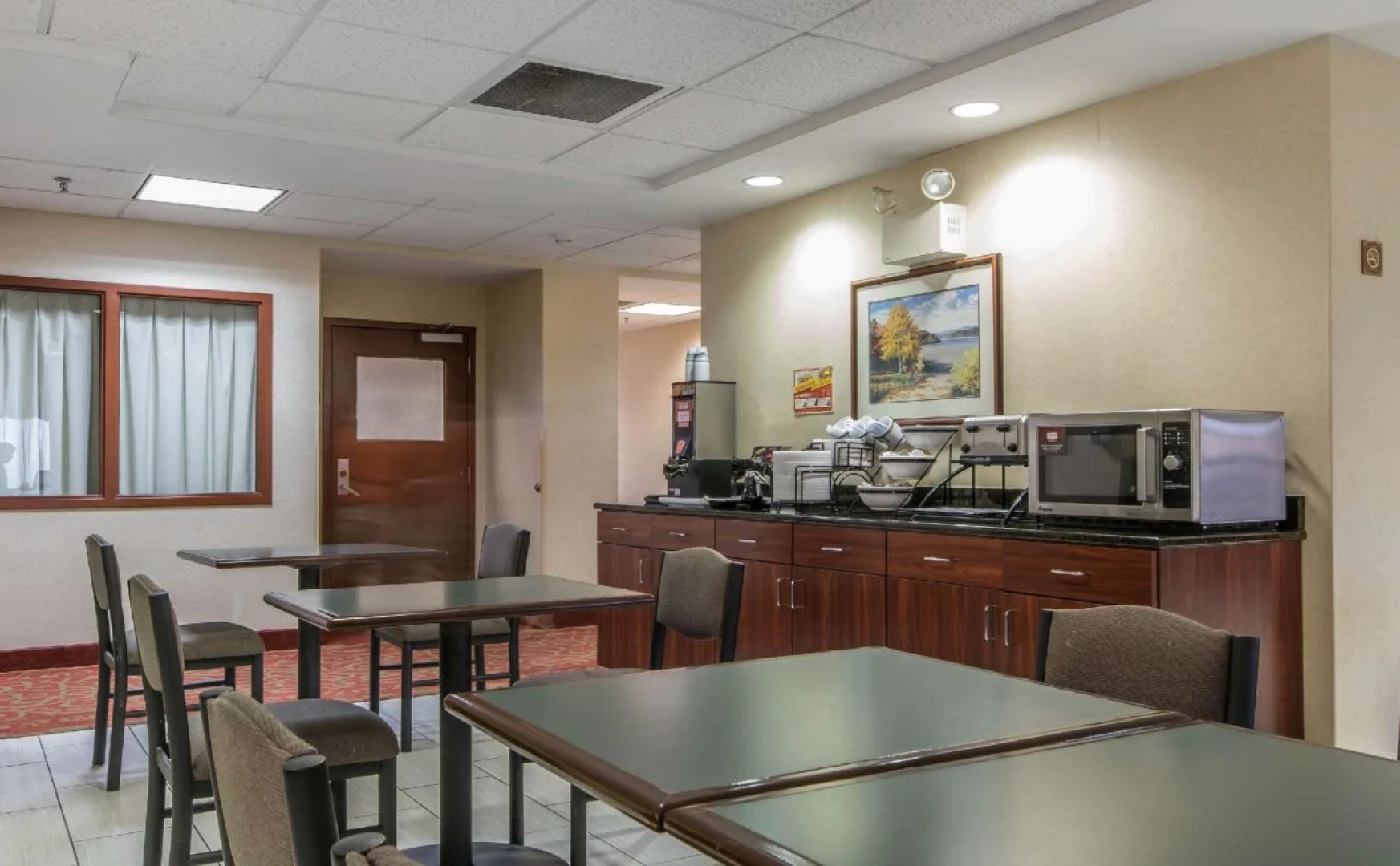 Comfort Inn & Suites