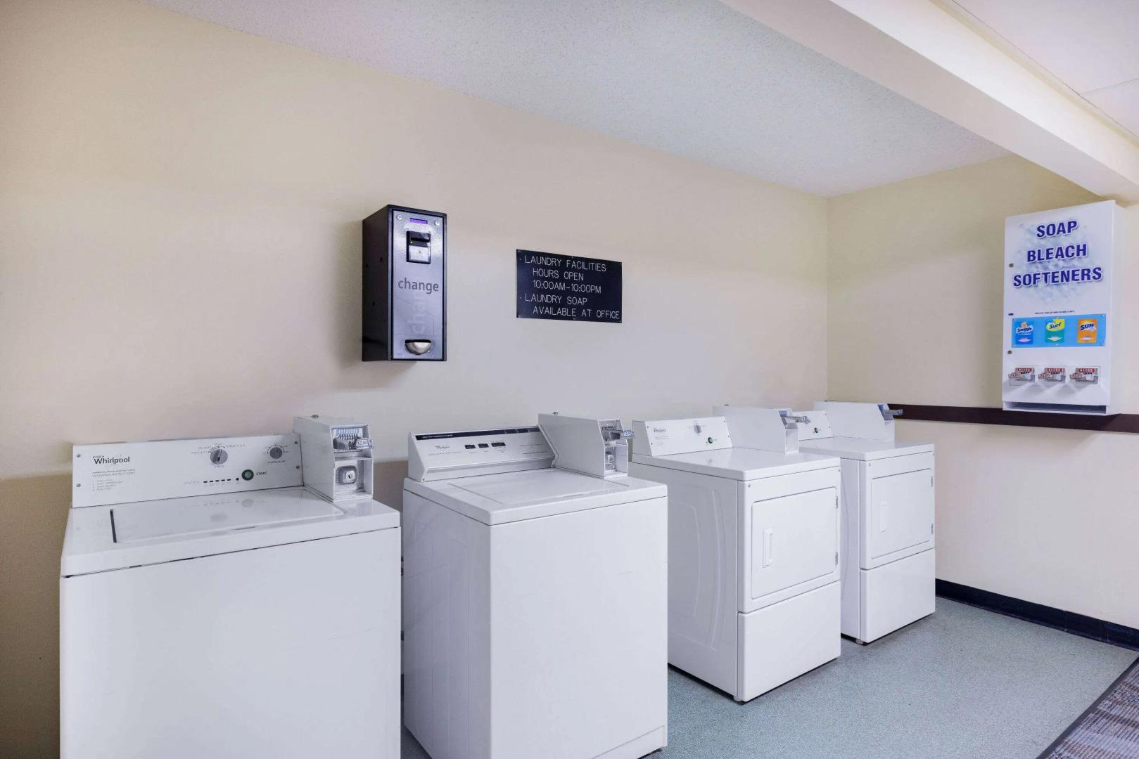 Super 8 by Wyndham Valentine NE