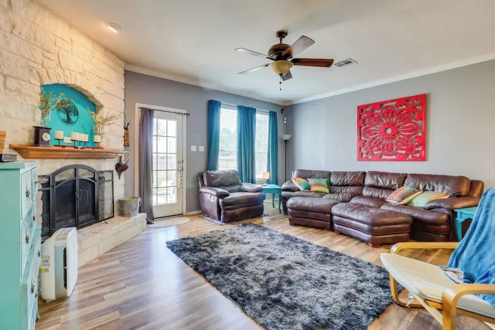 Pet-friendly Austin Area Home w/ Outdoor Oasis