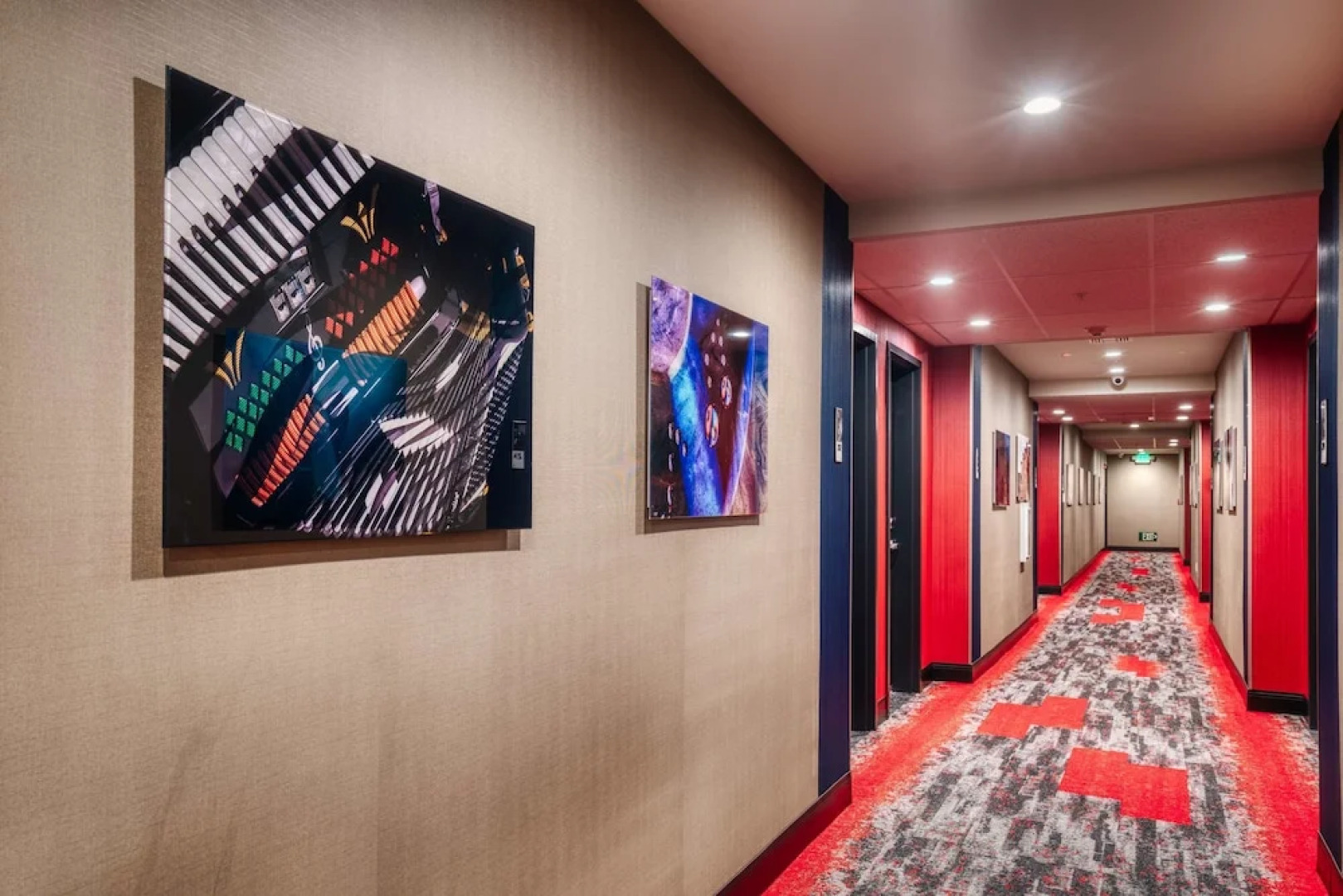 Best Western Premier NOHO Inn