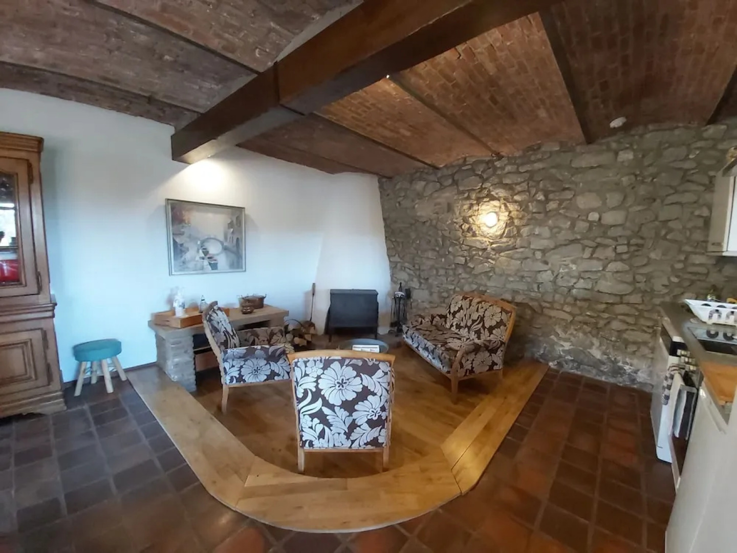 Charming Holiday Home in Sautour With Private Garden